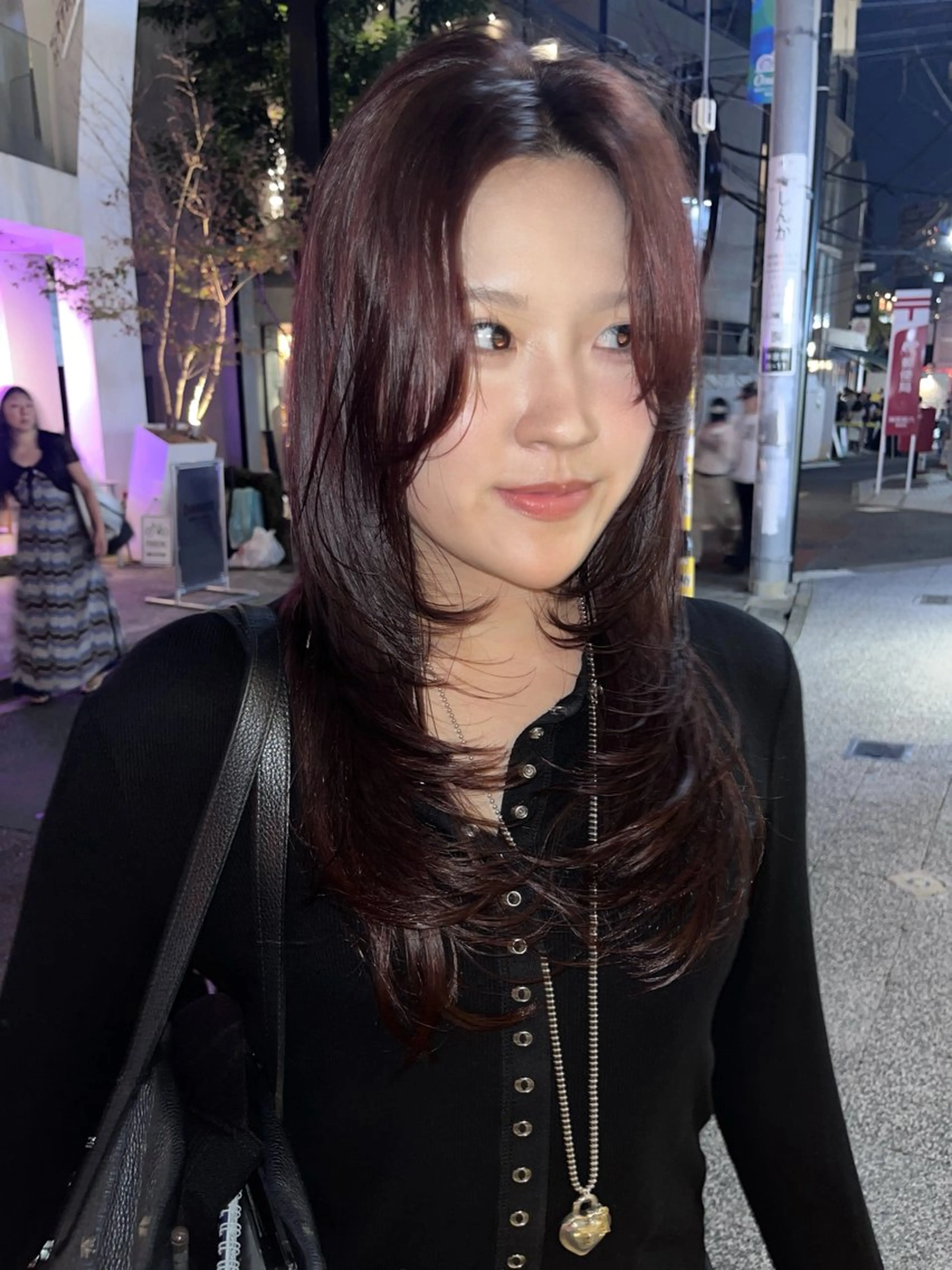 ミディアム カラー レイヤーカット ナチュラルなヘア /ヨシダトモキのヘアスタイル