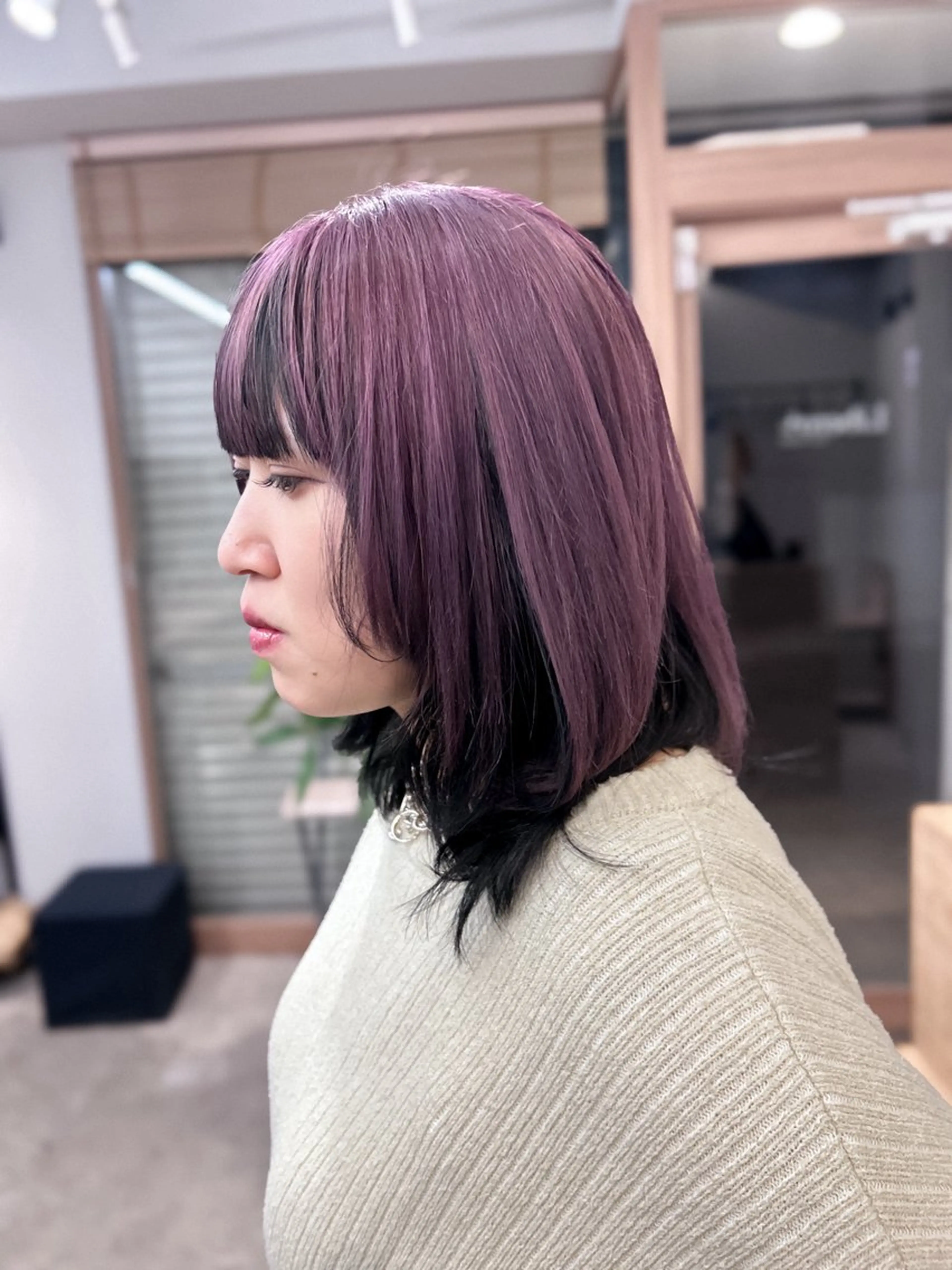 カラー ピンクカラー SALOWIN 新宿三丁目me+所属・レイヤー/ボブ/ パーマ/HARUKAのヘアスタイル