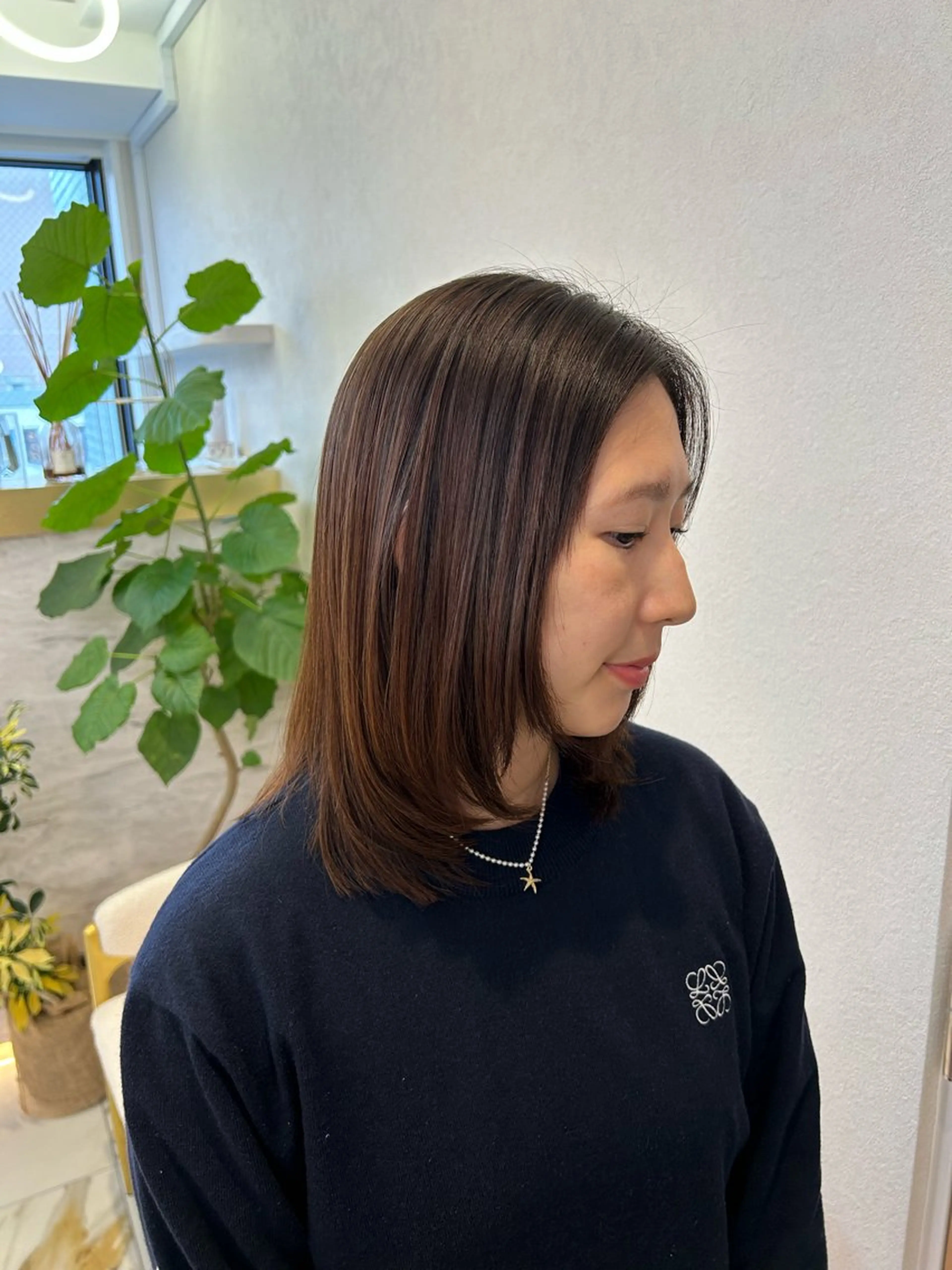 セミロング 佐合 梨花 / ｅａｕ〈オー〉のヘアスタイル