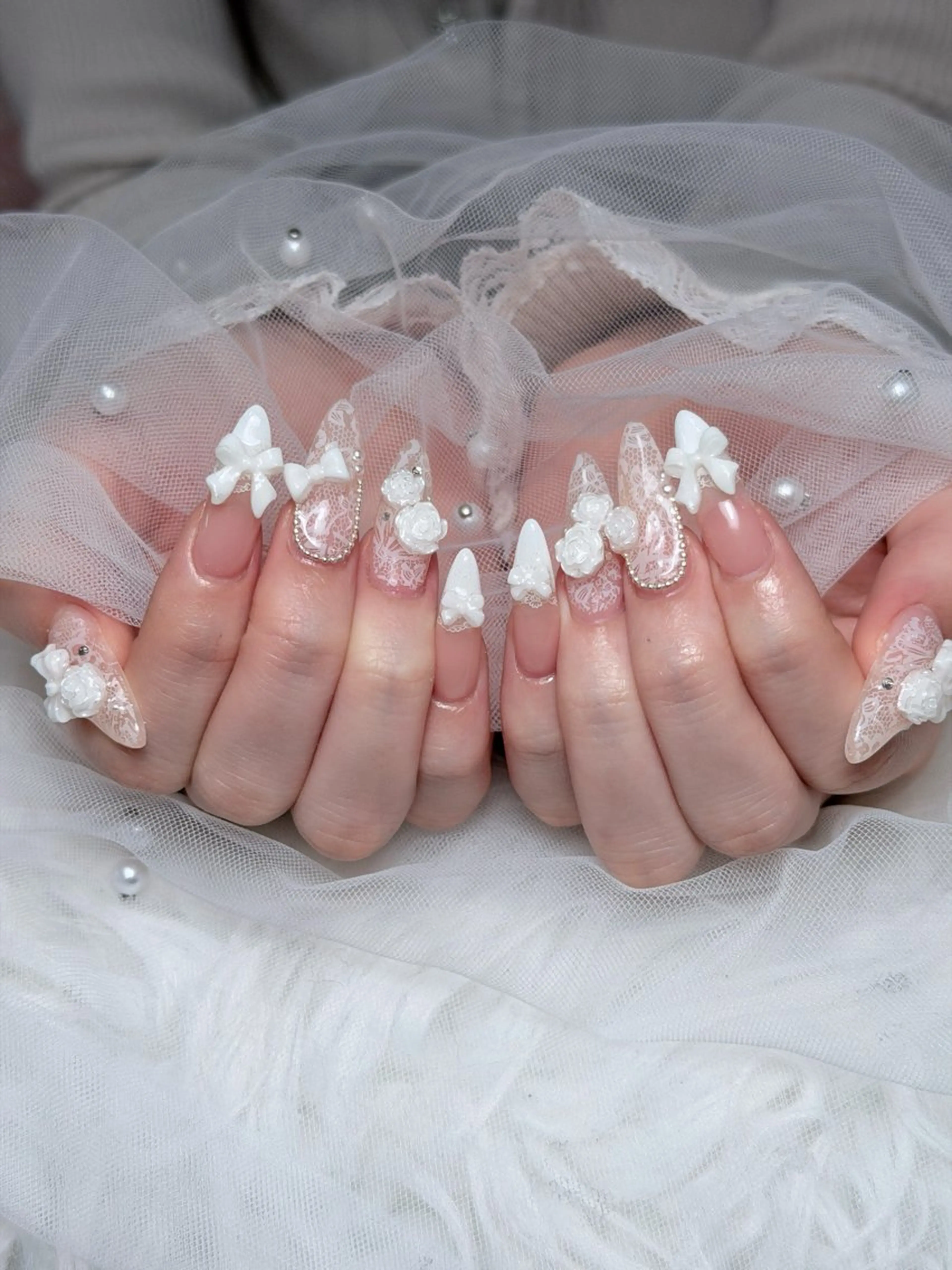 ネイル オーロラネイル ボルドー ブラウン 氷ネイル・うるうるネイル キラキラネイル ハンドネイル Julli ジュリのネイルデザイン