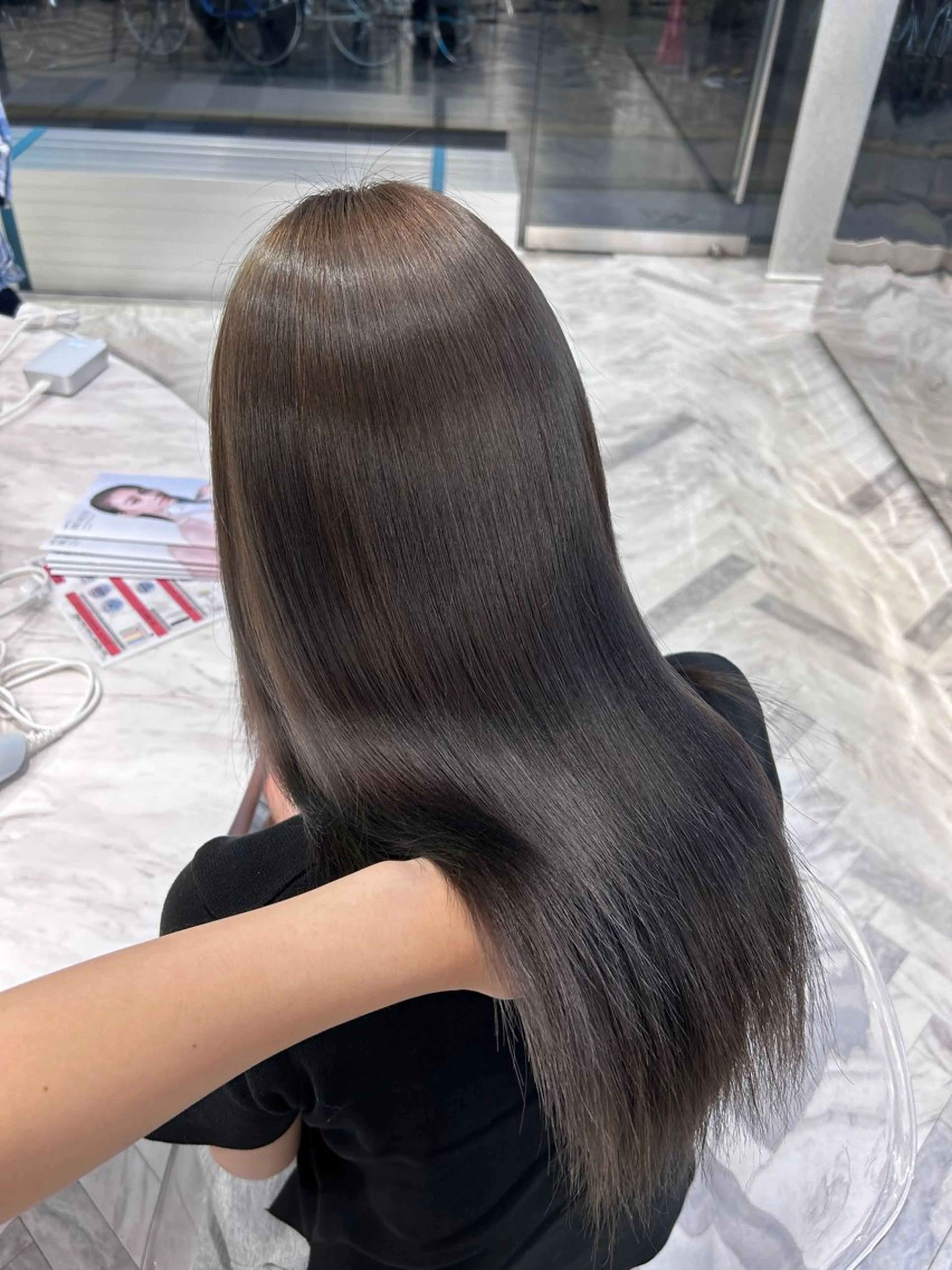 セミロング カラー ヘアカラー トリートメント 冬っぽカラー/ マツエク/ゆきなのマツエク・マツパデザイン