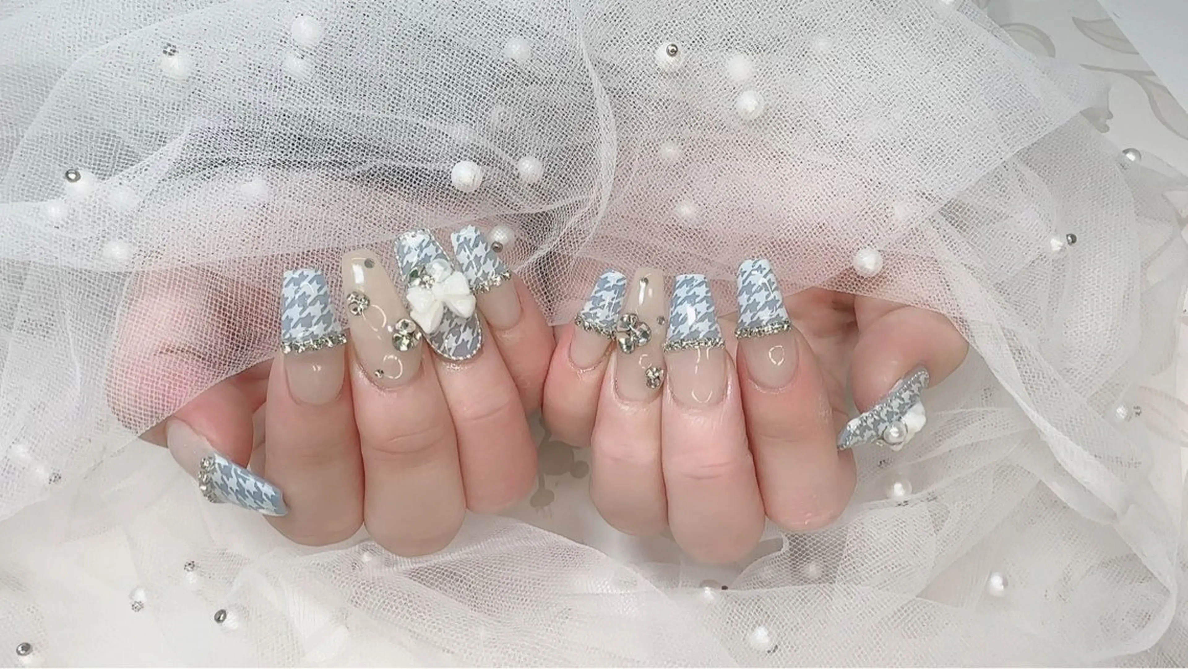 ネイル Minéa nailのネイルデザイン