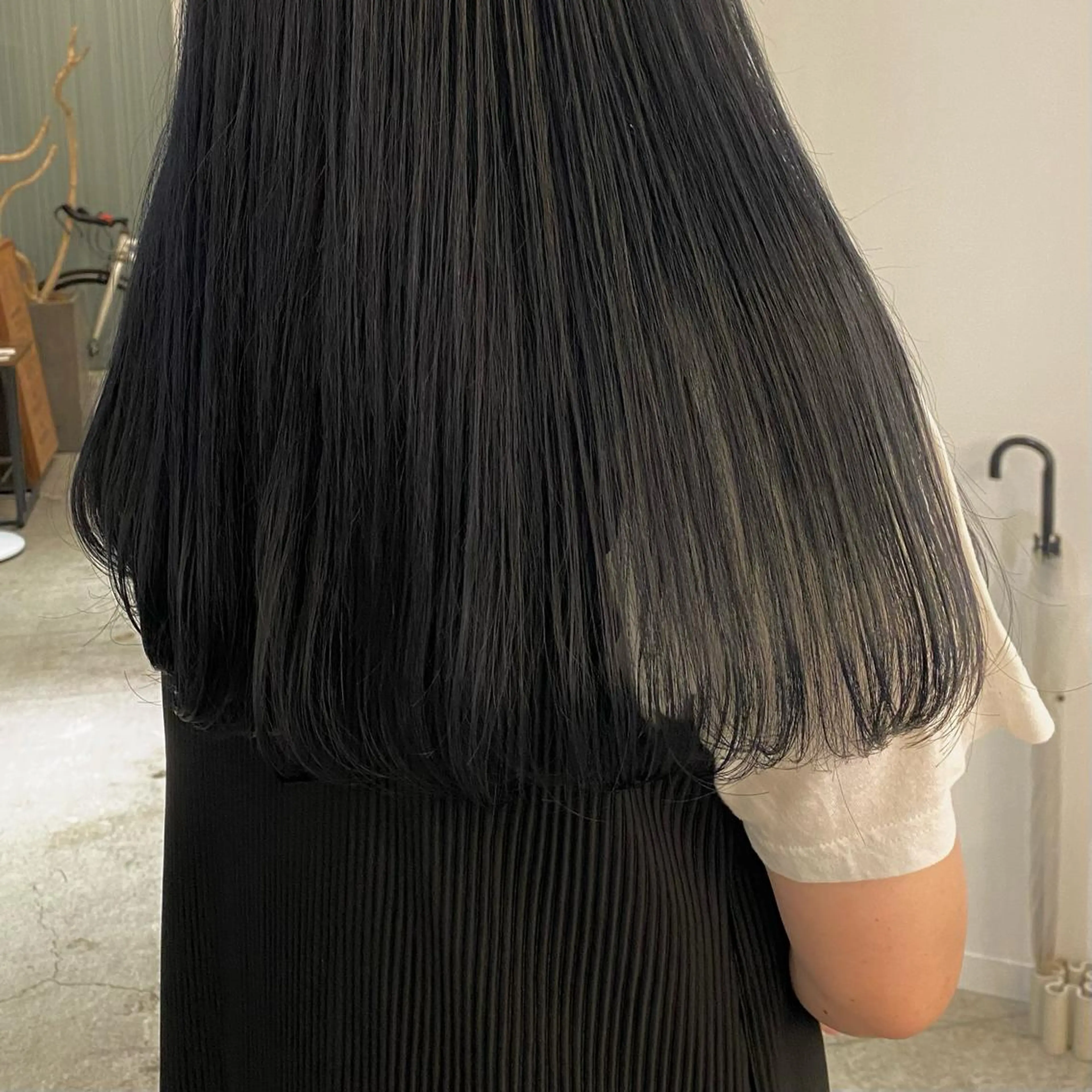 ロング カラー 髪質改善 イオリのヘアスタイル