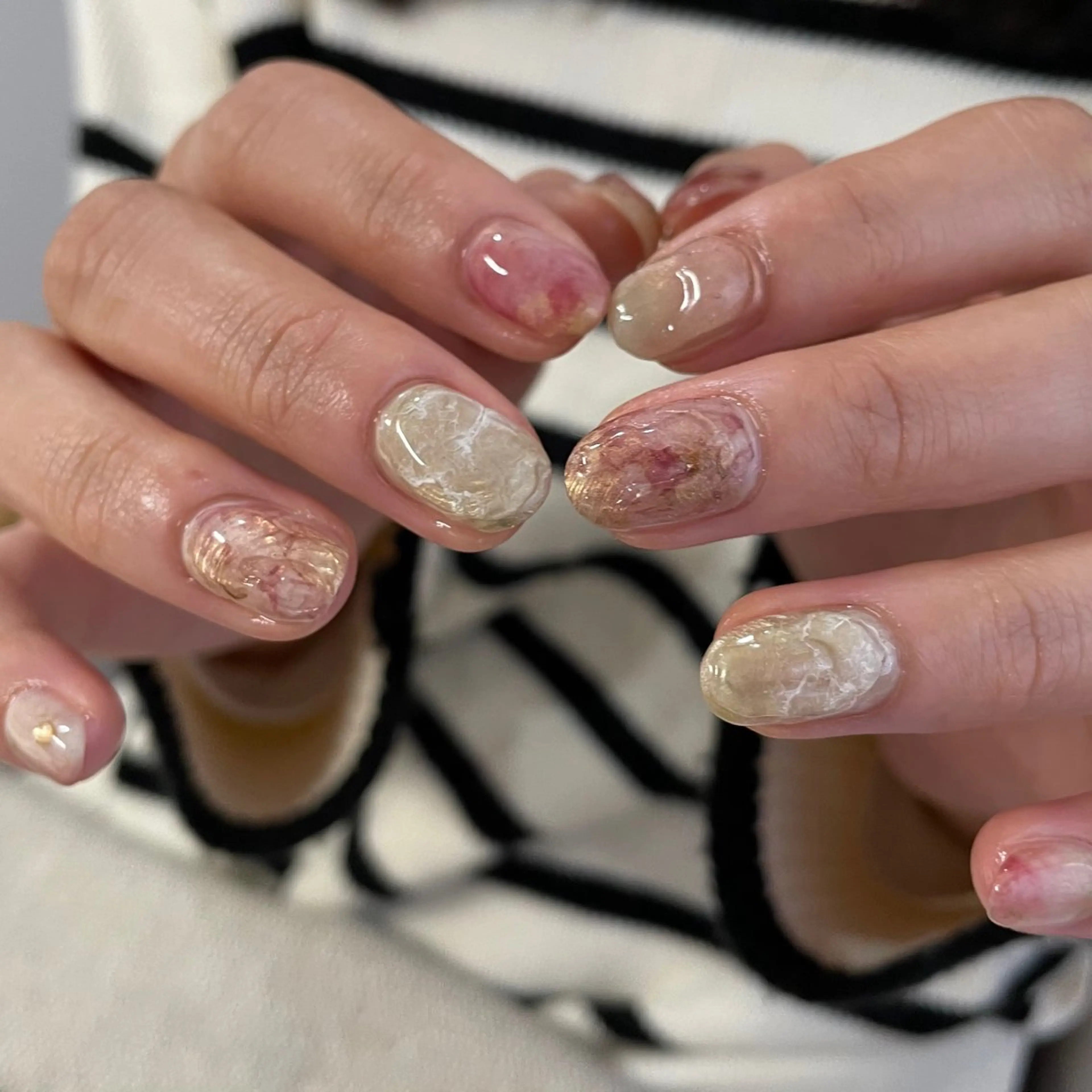 ネイル Dubhe  Nail所属・Dubhe Nail Risaのネイルデザイン