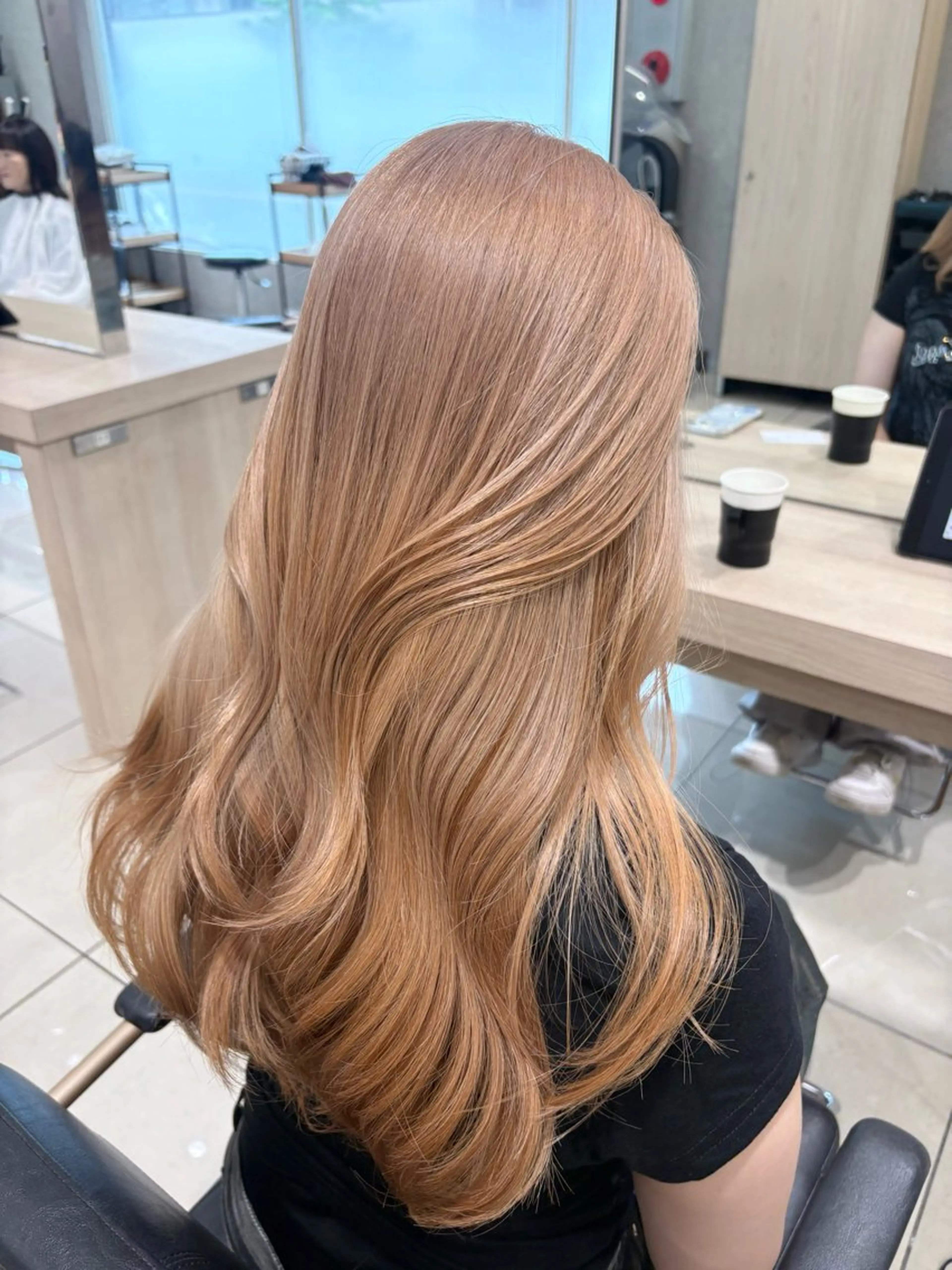 ロング ヘアカラー 〖 韓国hair 〗 室岡 咲希のヘアスタイル