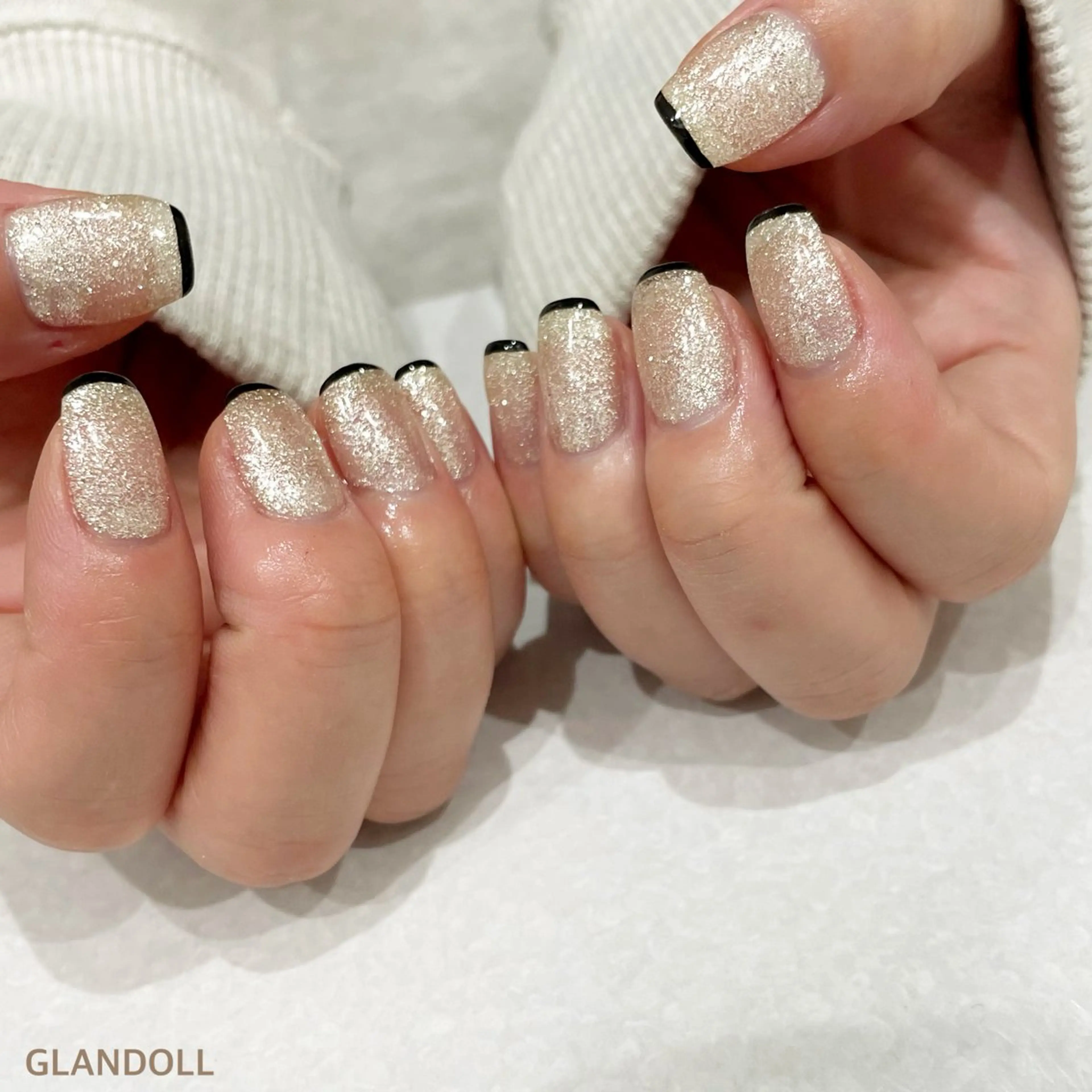 ネイル 長さ出し フレンチネイル GLANDOLL YURIのネイルデザイン