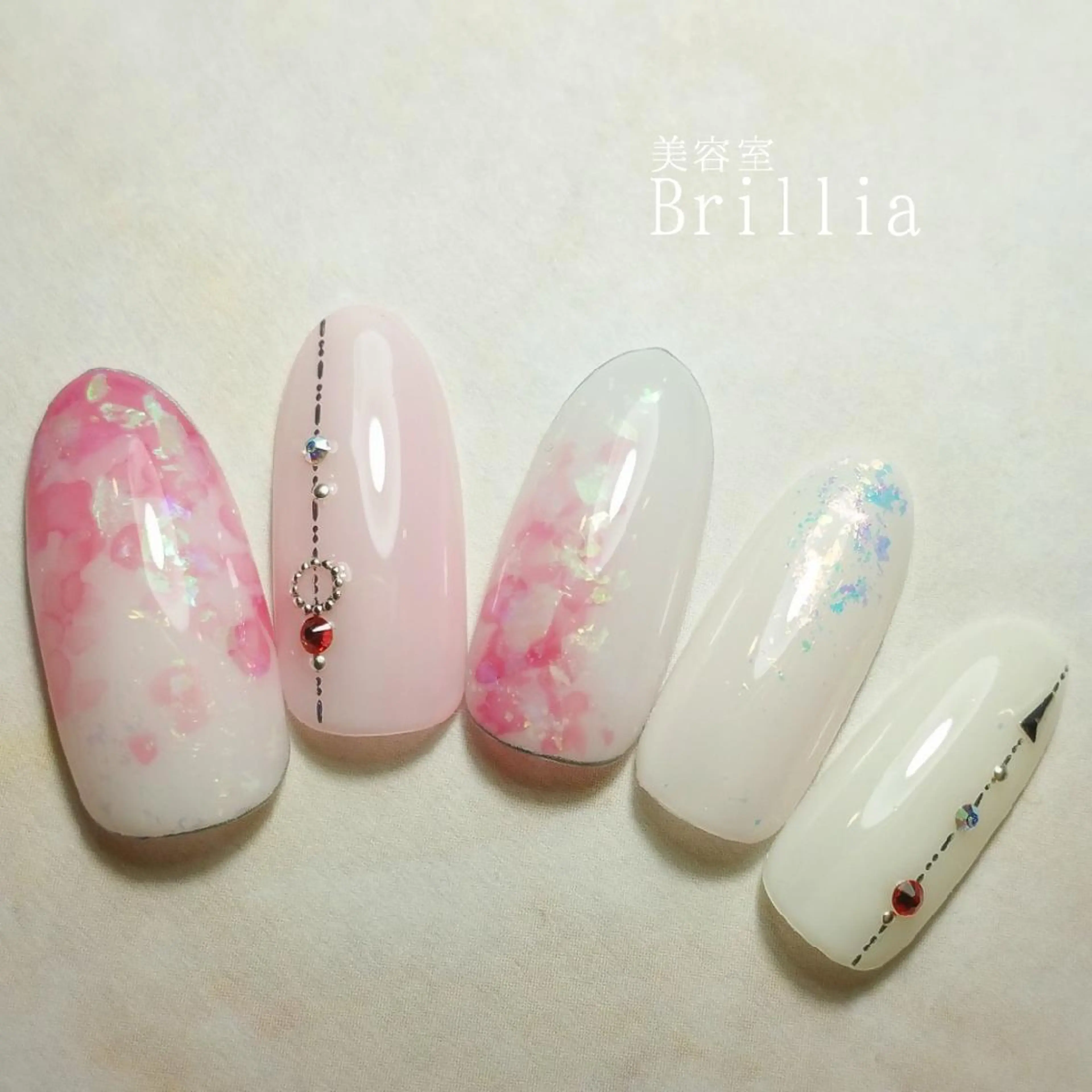 ネイル ハンドネイル 柴田 彩のネイルデザイン