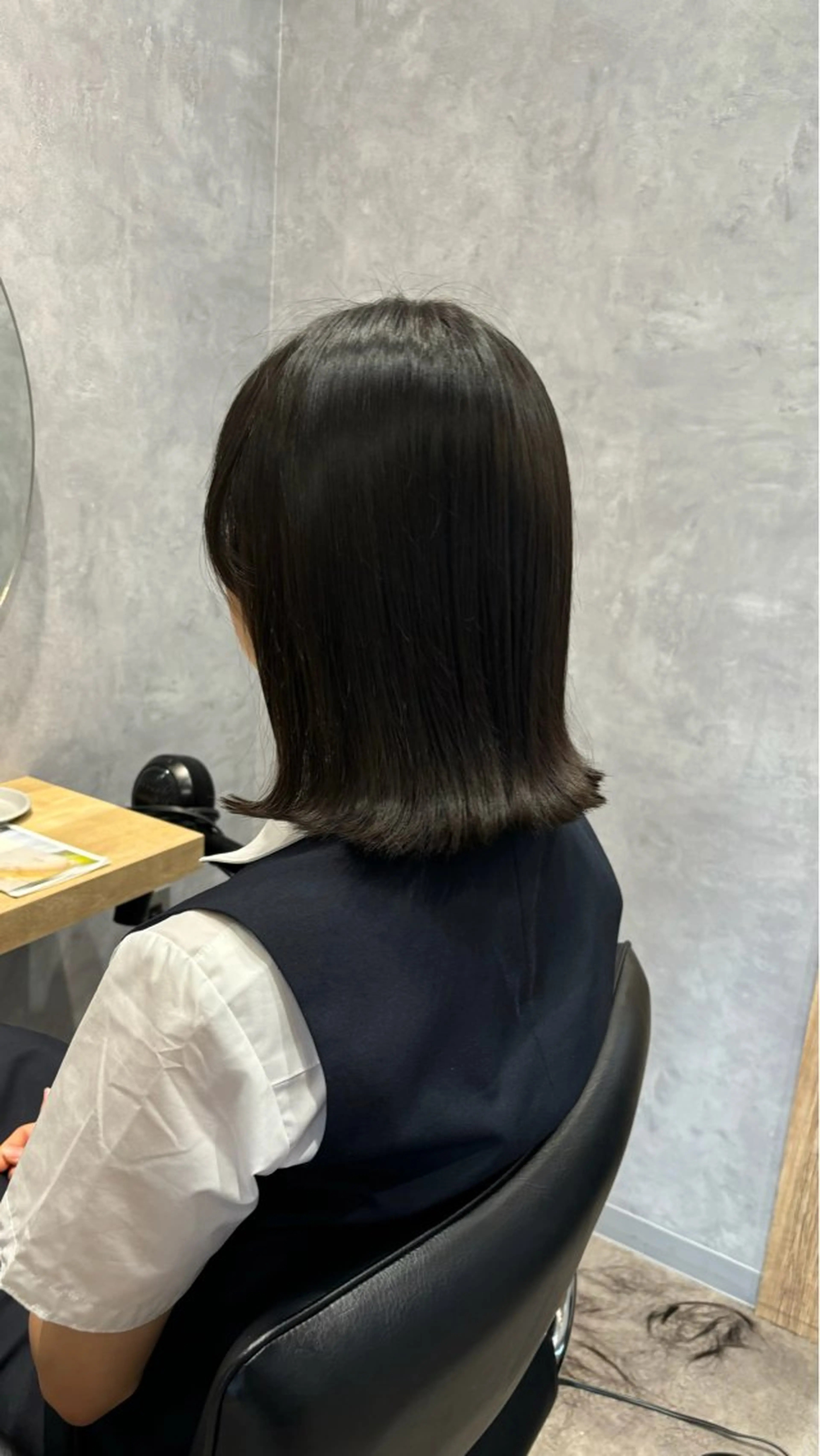 ミディアム 外ハネヘア 萩原 あんのヘアスタイル