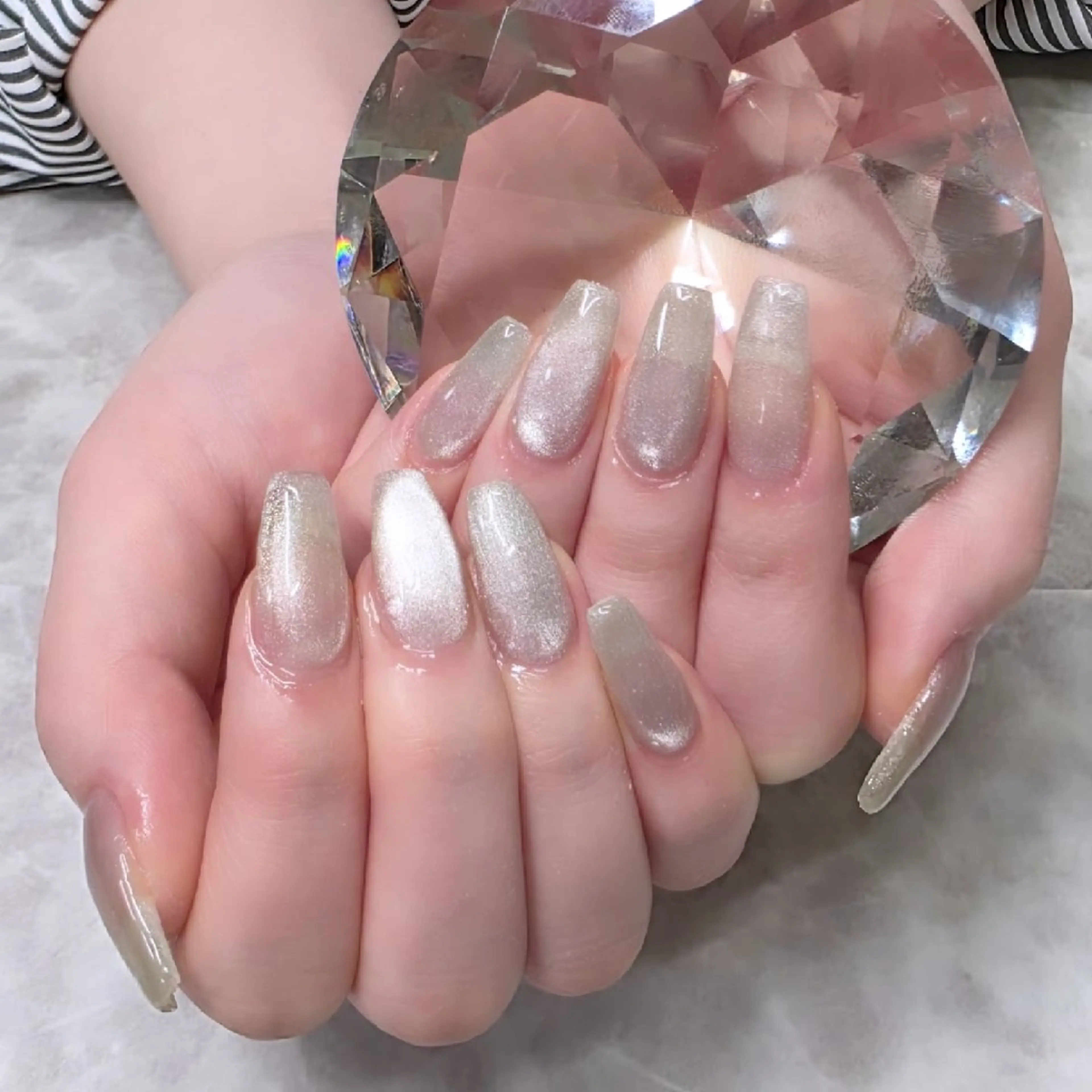 マグネットネイル オフ込み パーツ2個無料の写真