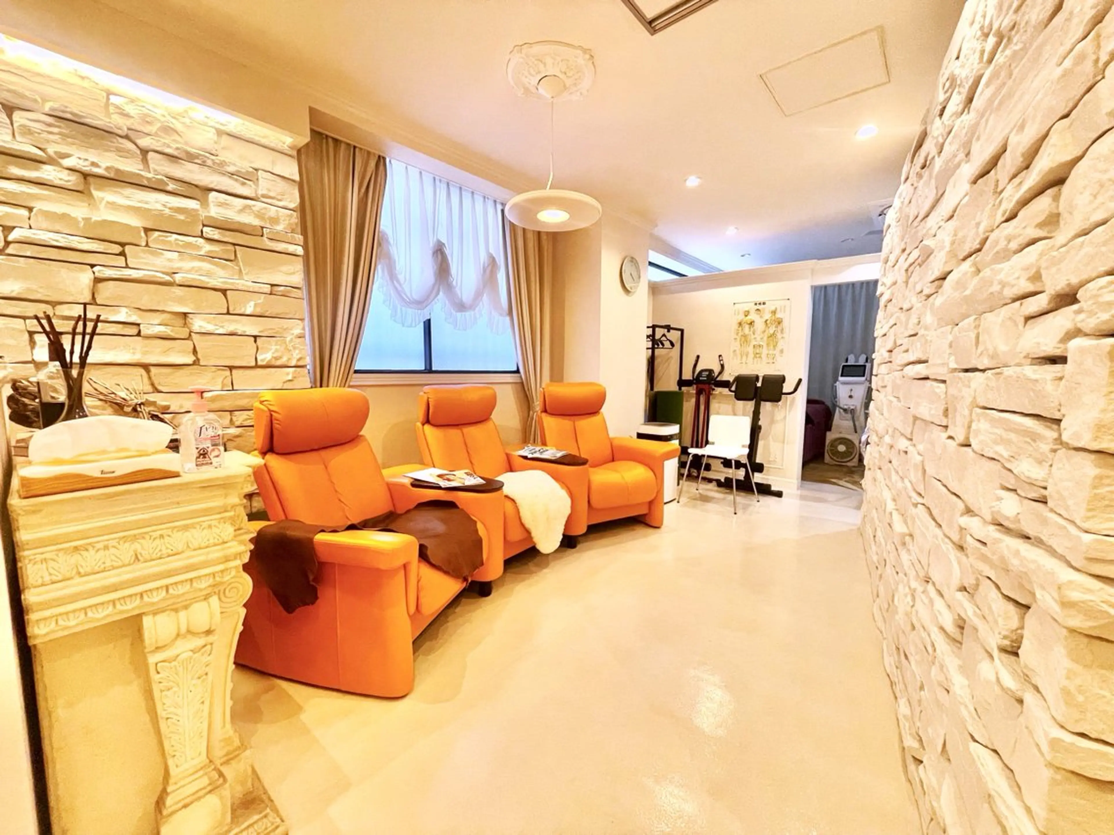 リラク 筋膜リリース×骨盤矯正　いずみの治療院所属・筋膜リリース骨盤矯正 いずみの治療院のエステ・リラクイメージ