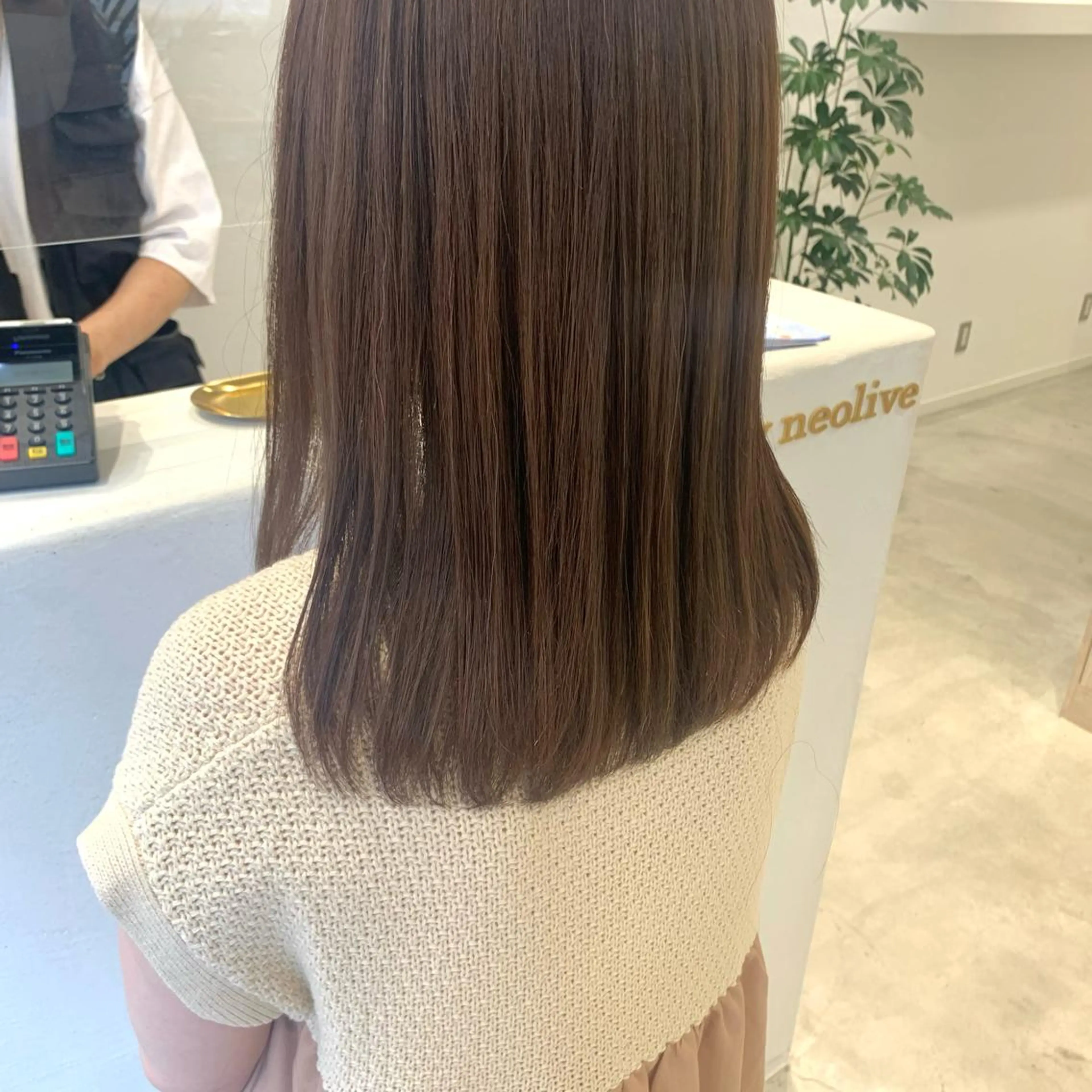 セミロング カラー ブラウンカラー ショコラブラウン カット ヘアカラー トリートメント ボブ/美髪矯正 /佐藤　奈巳のヘアスタイル