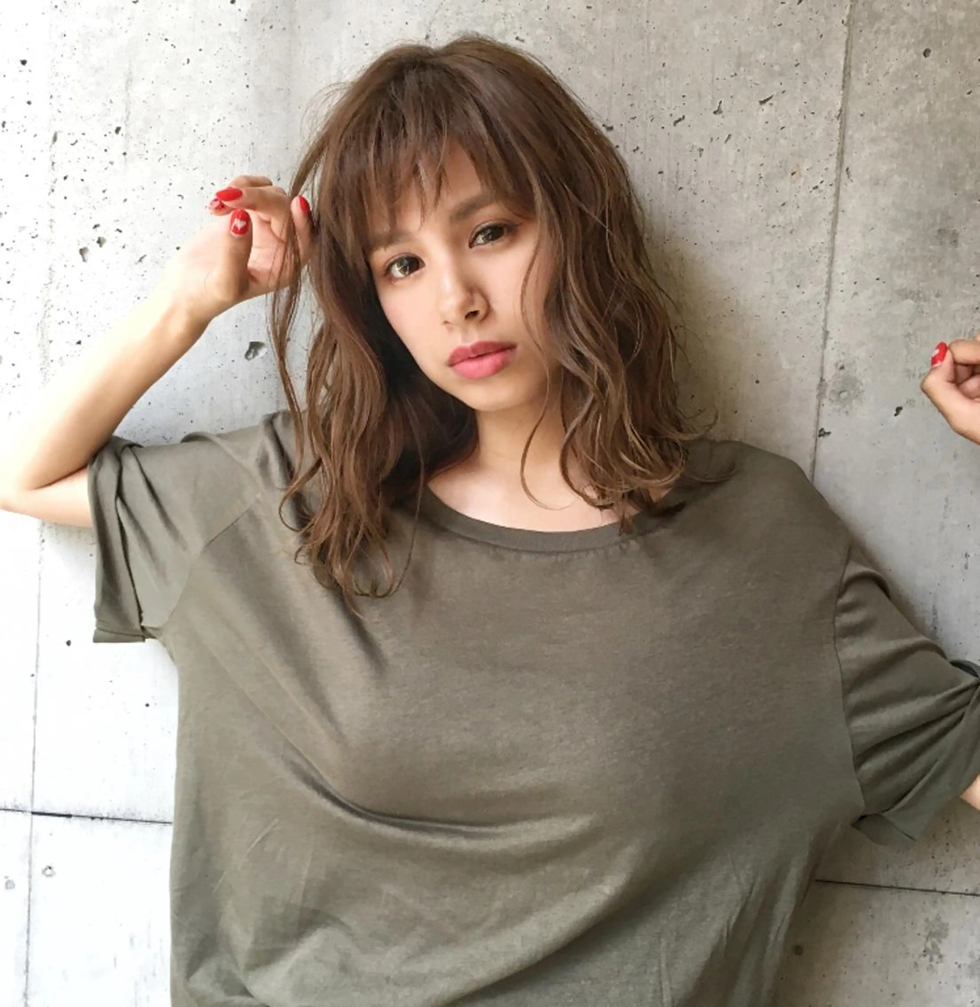 ミディアム カラー グレージュ カット ヘアカラー トリートメント 佐藤 高徳のヘアスタイル