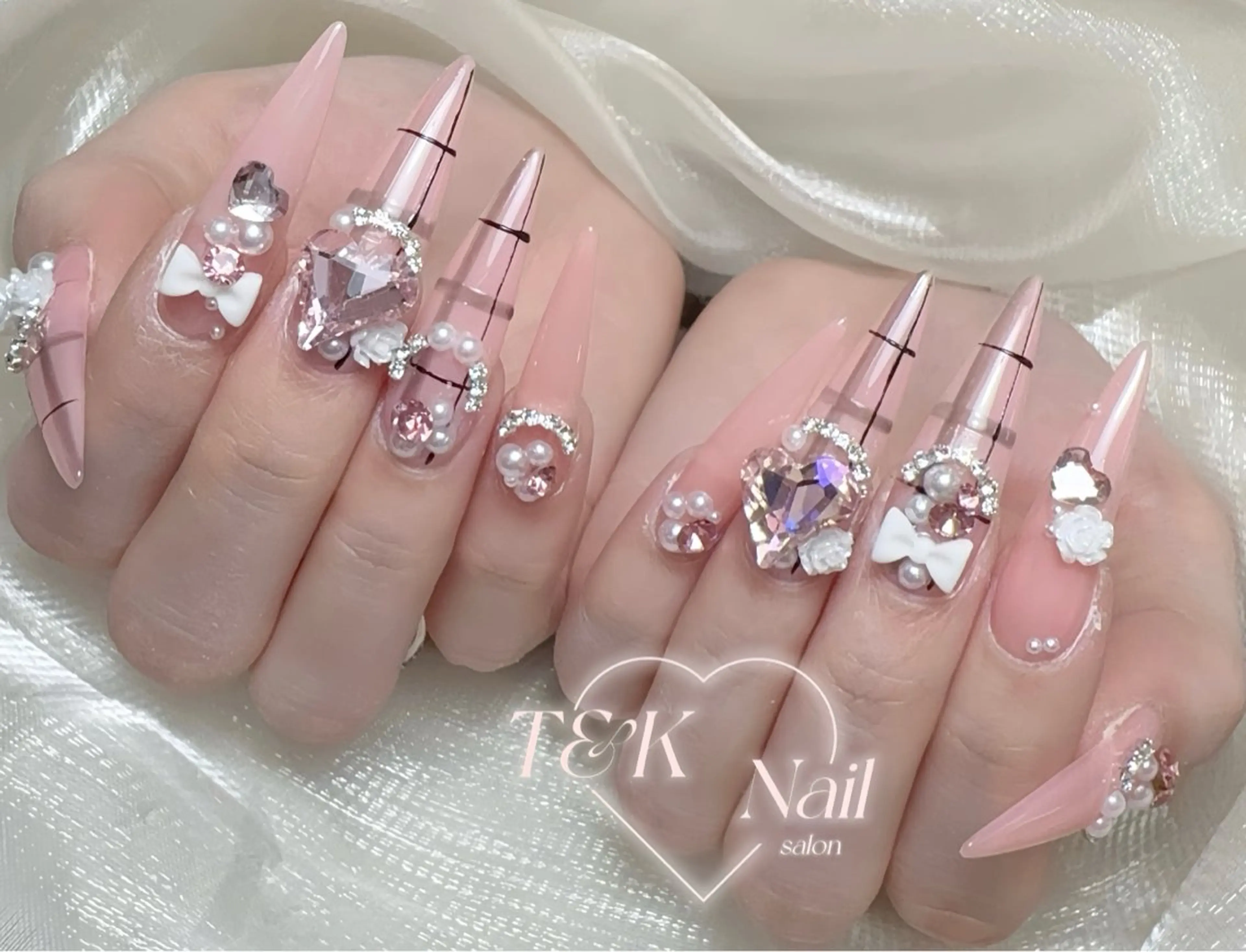 ネイル ハンドネイル ༺༒T&K nail ༒༻のネイルデザイン