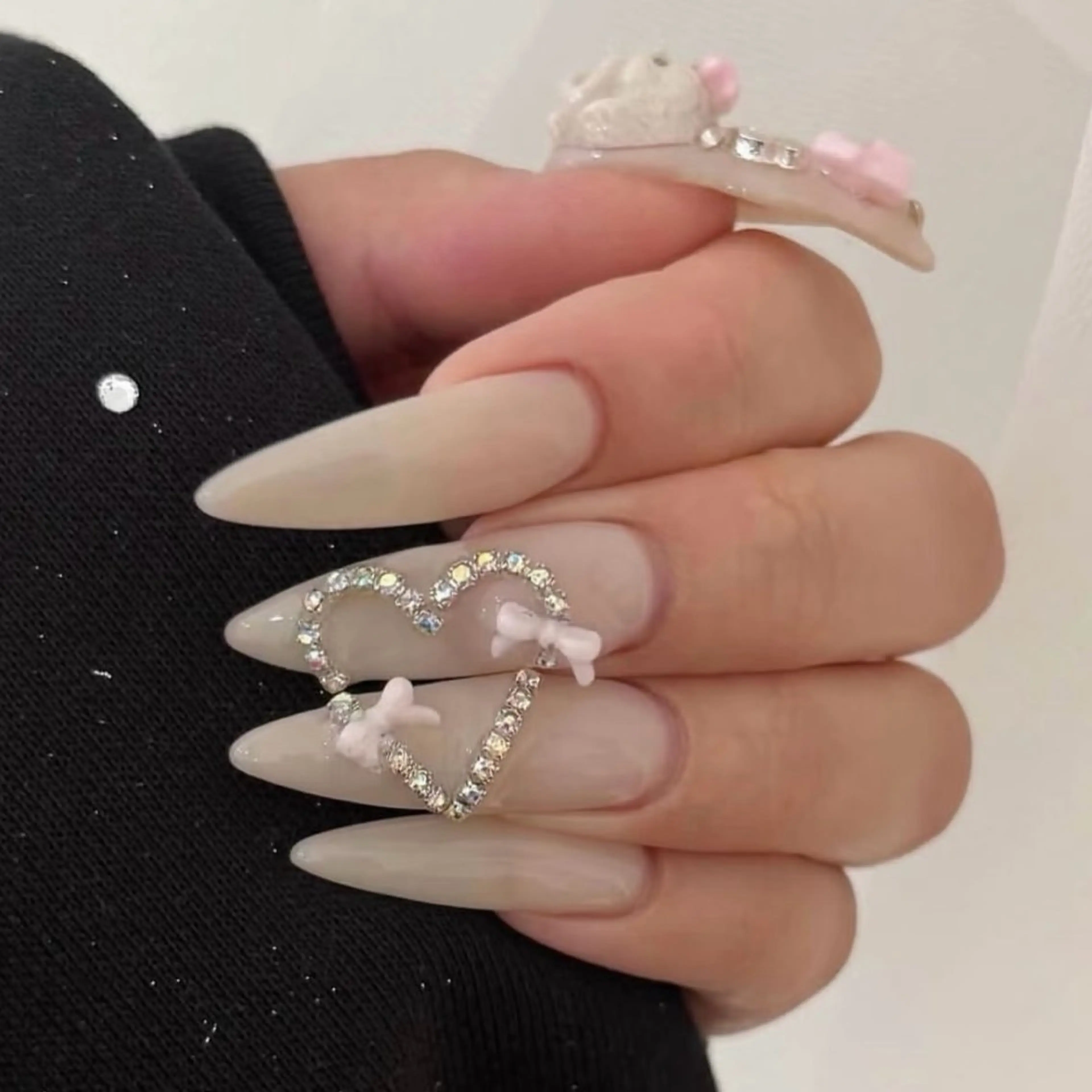 ネイル オーロラネイル チークネイル 長さ出し フットネイル フレンチネイル ハンドネイル J&C Nail Salon吉祥寺所属・Yu Ki ネイルのネイルデザイン