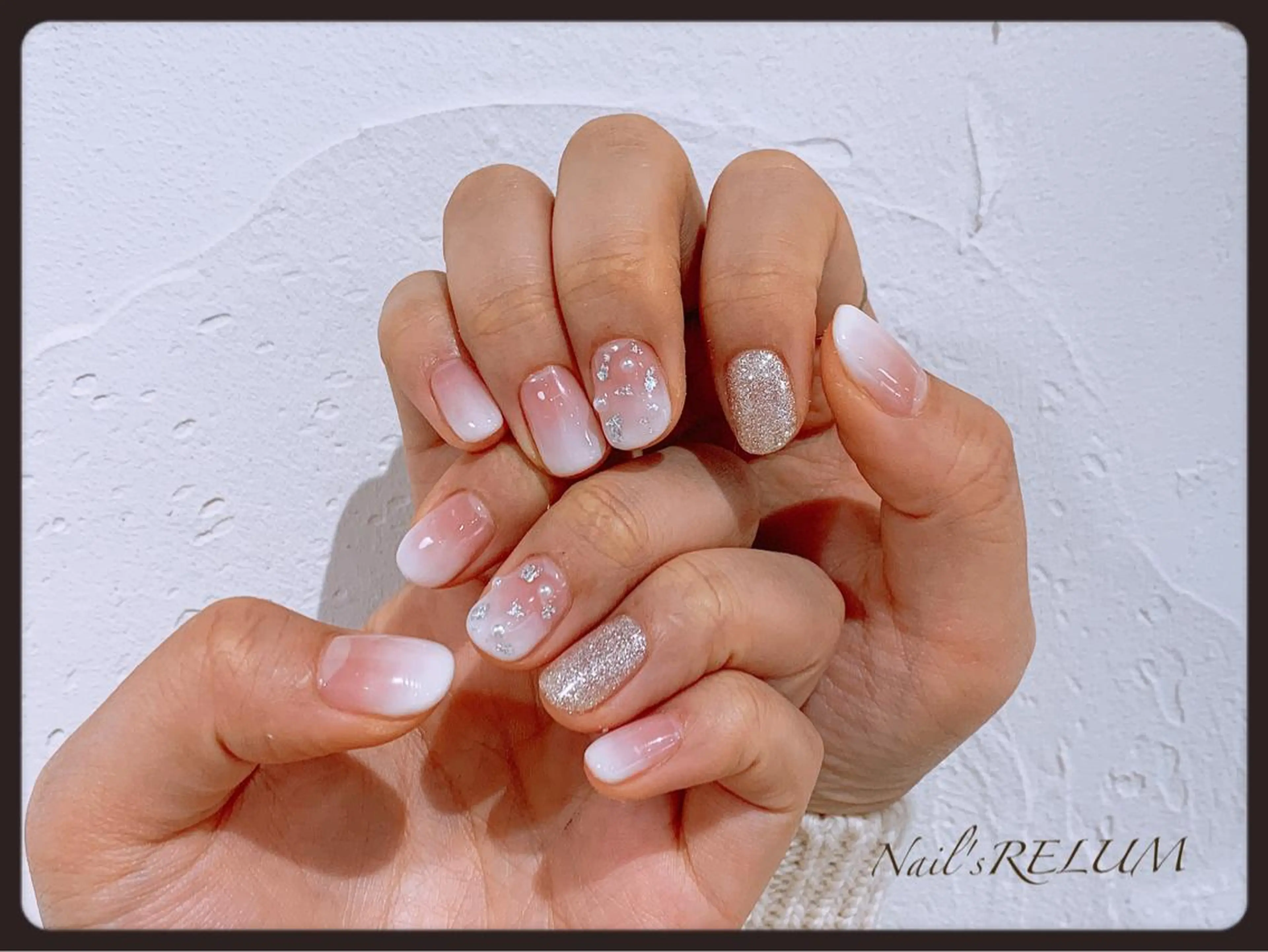 ネイル グラデーション THECOLORS所属・近貞 莉奈のネイルデザイン