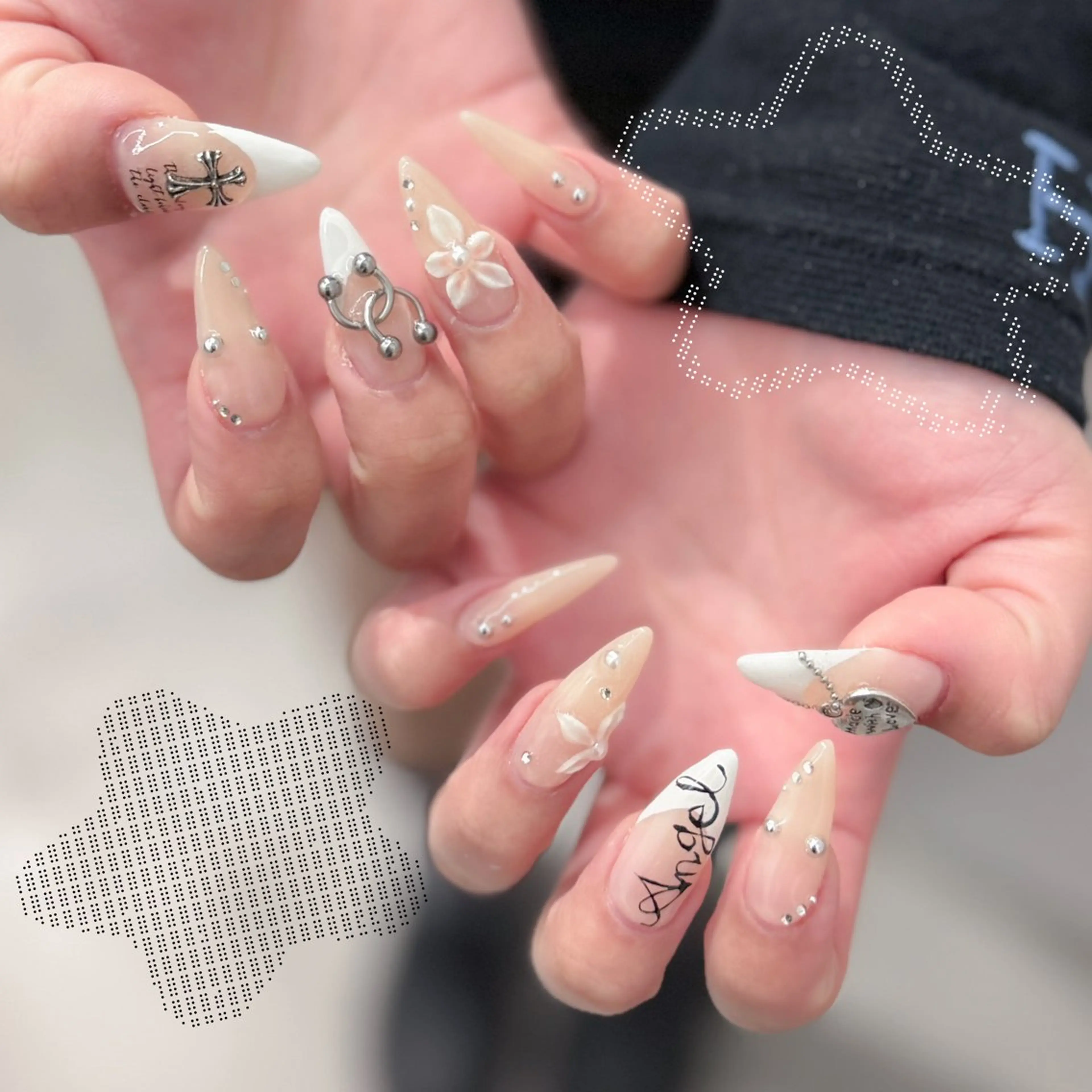 ネイル アートネイル フラワーネイル ハンドネイル Nail Share Salon Mariris所属・ユカ‎𖤐nail 堺筋本町/心斎橋のネイルデザイン