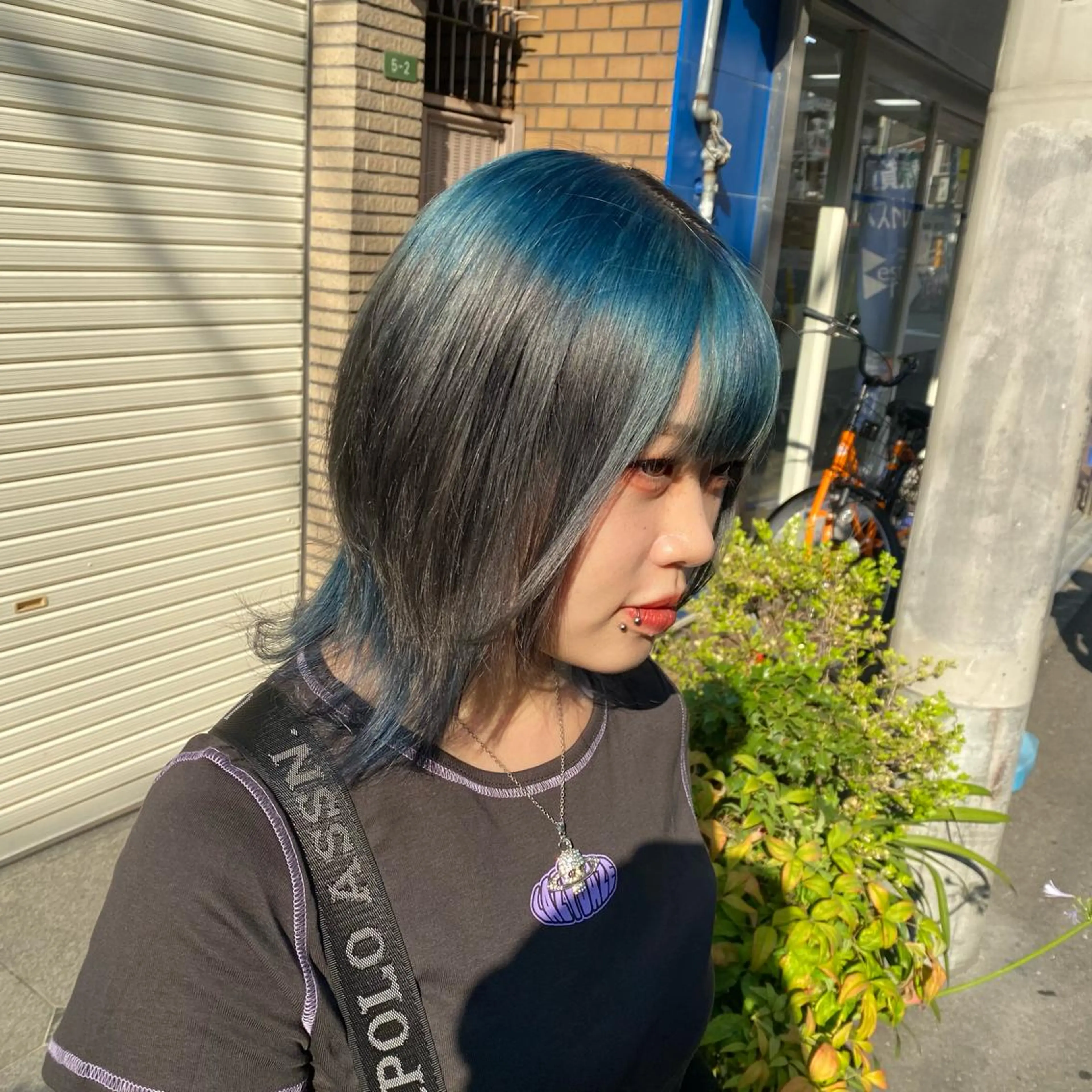 ショート カラー ブリーチ デザインカラー ハイトーンカラー 似合わせカット sunc所属・梅田l大人韓国ヘア レイヤー×艶カラーのヘアスタイル