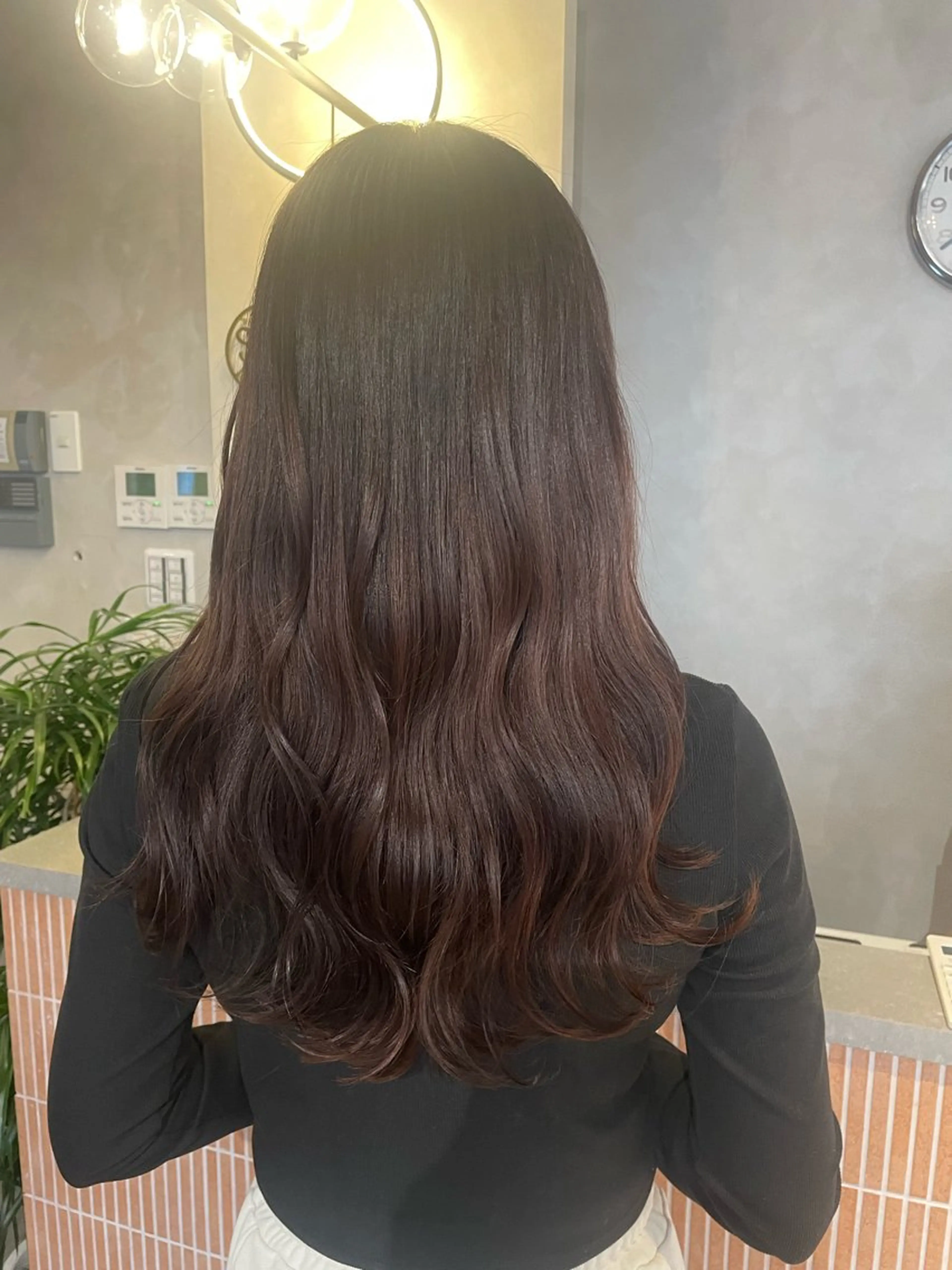 ロング イヌマル アユ / Fier umedaのヘアスタイル