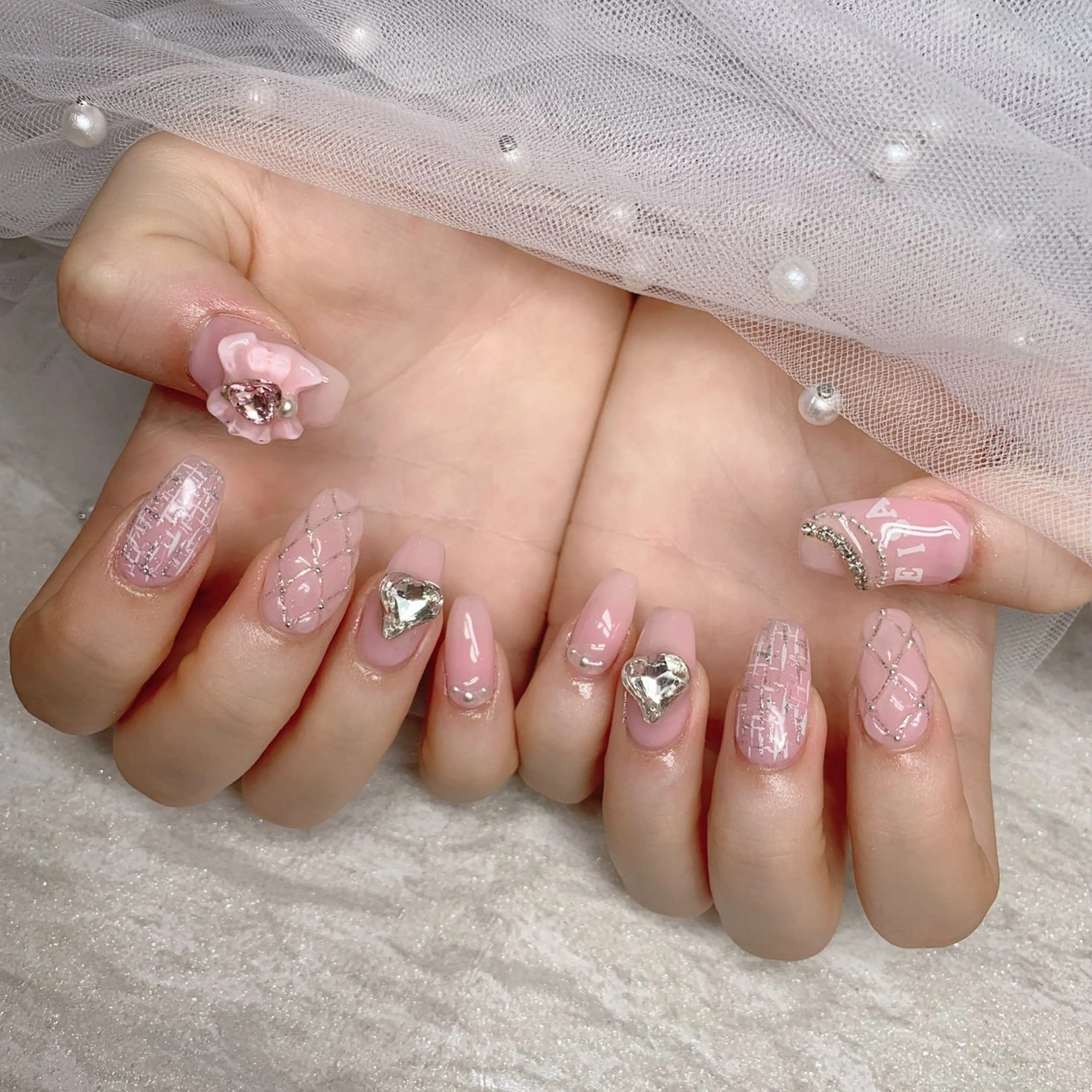 ネイル 💅ネイルハウス🏡 🎀TOMO🎀のネイルデザイン