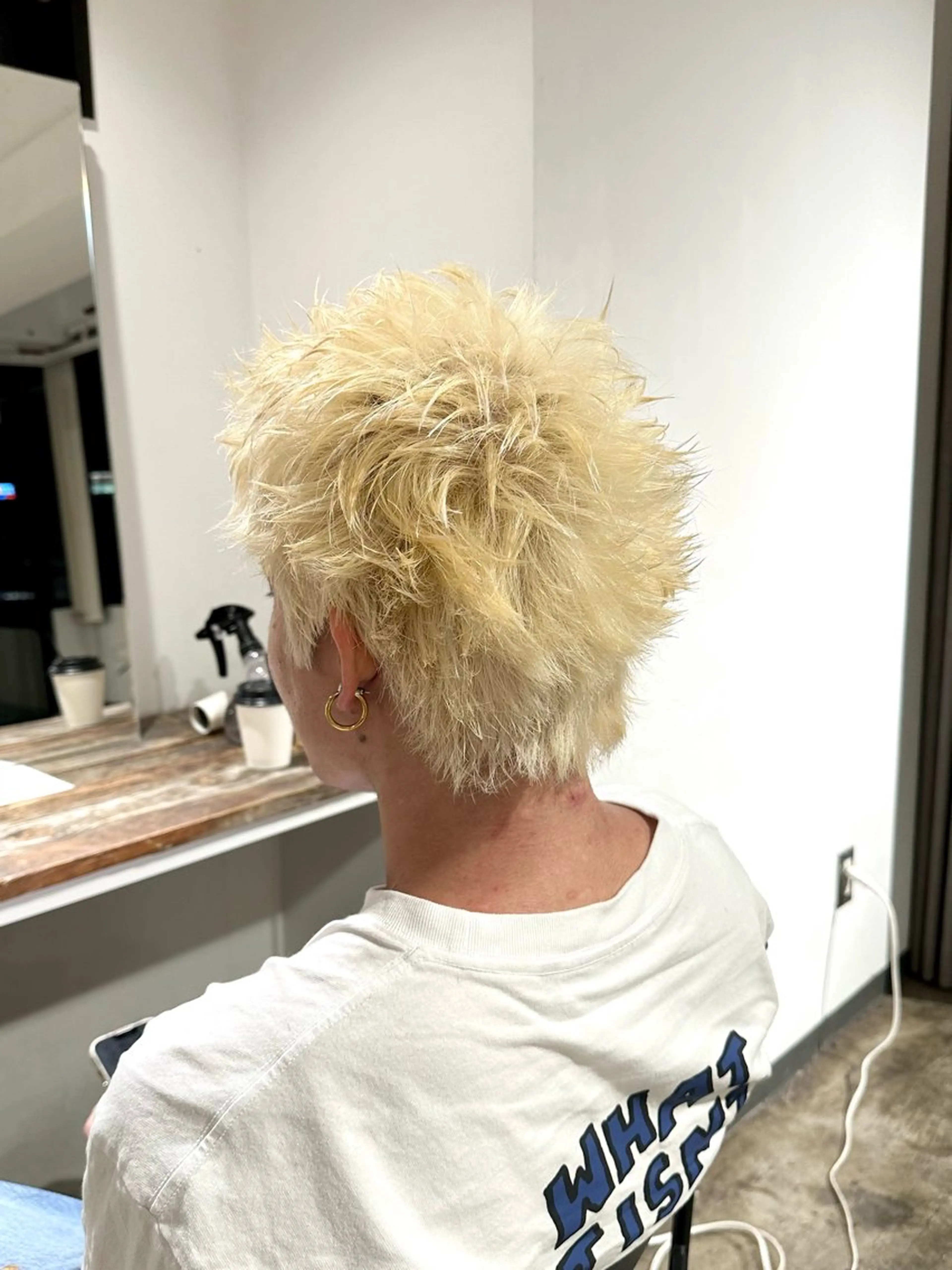 カラー メンズ メンズブリーチ メンズハイトーン メンズパーマ スパイキーショート ブリーチ カット ヘアカラー パーマ トリートメント 骨格補正施術/メンズ 専門美容師/YUYAのヘアスタイル