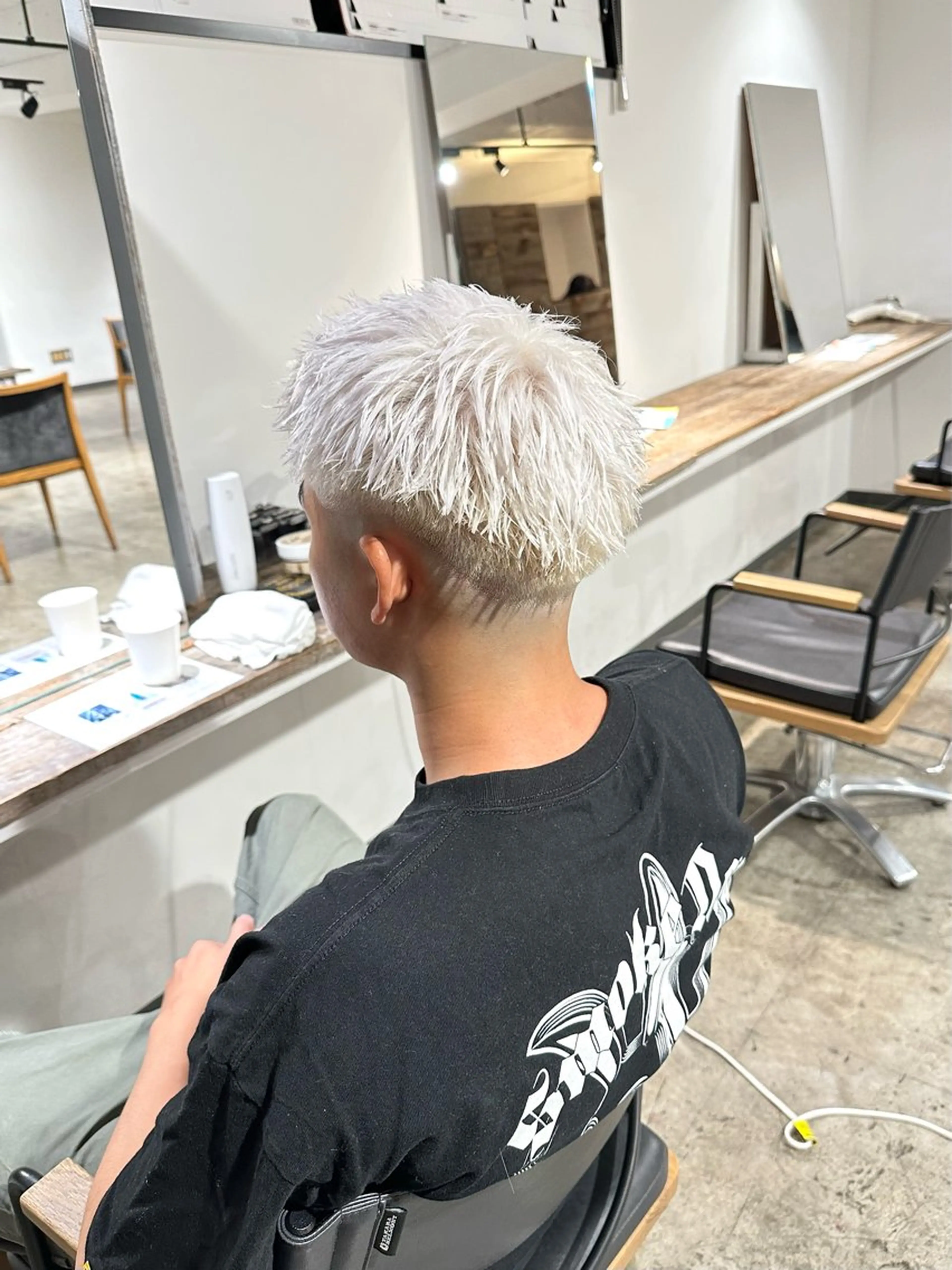 メンズ メンズブリーチ フェードカット スキンフェード 刈り上げ カット ヘアカラー トリートメント 骨格補正施術/メンズ 専門美容師/YUYAのヘアスタイル