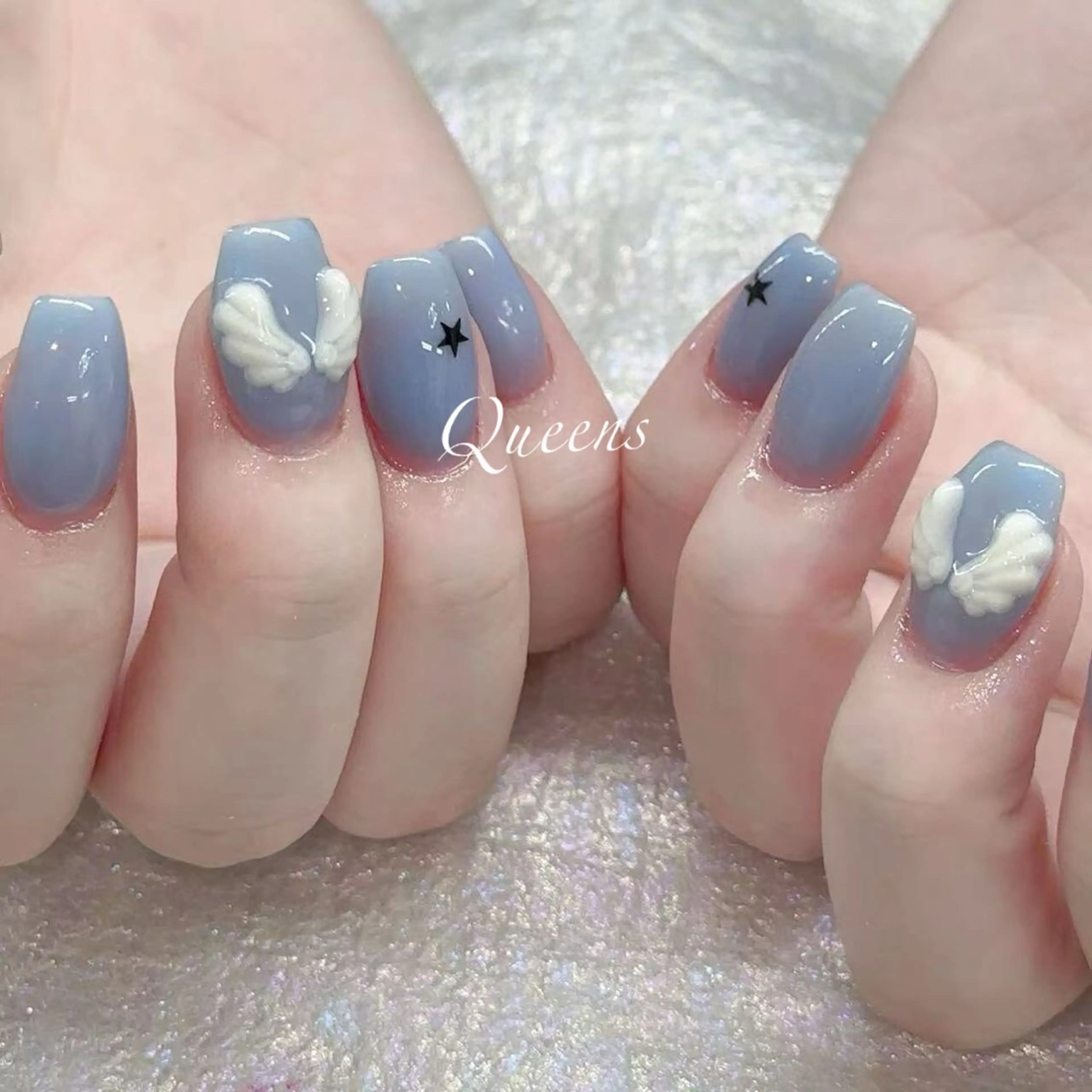 ネイル ハンドネイル Queens テイのネイルデザイン