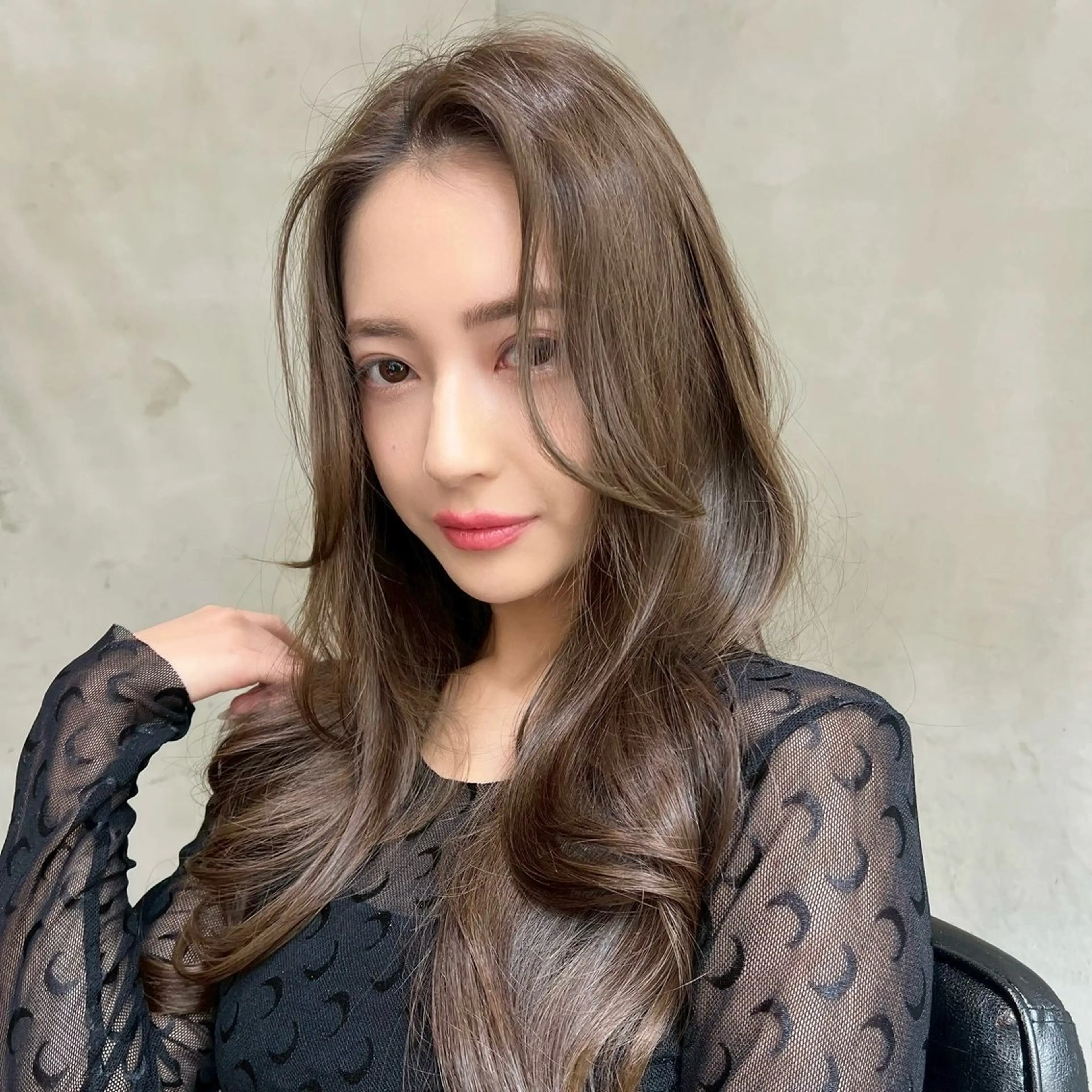 ロング カラー カット ヘアカラー トリートメント 韓国ヘア/髪質改善/ レイヤー/ブラウンのヘアスタイル