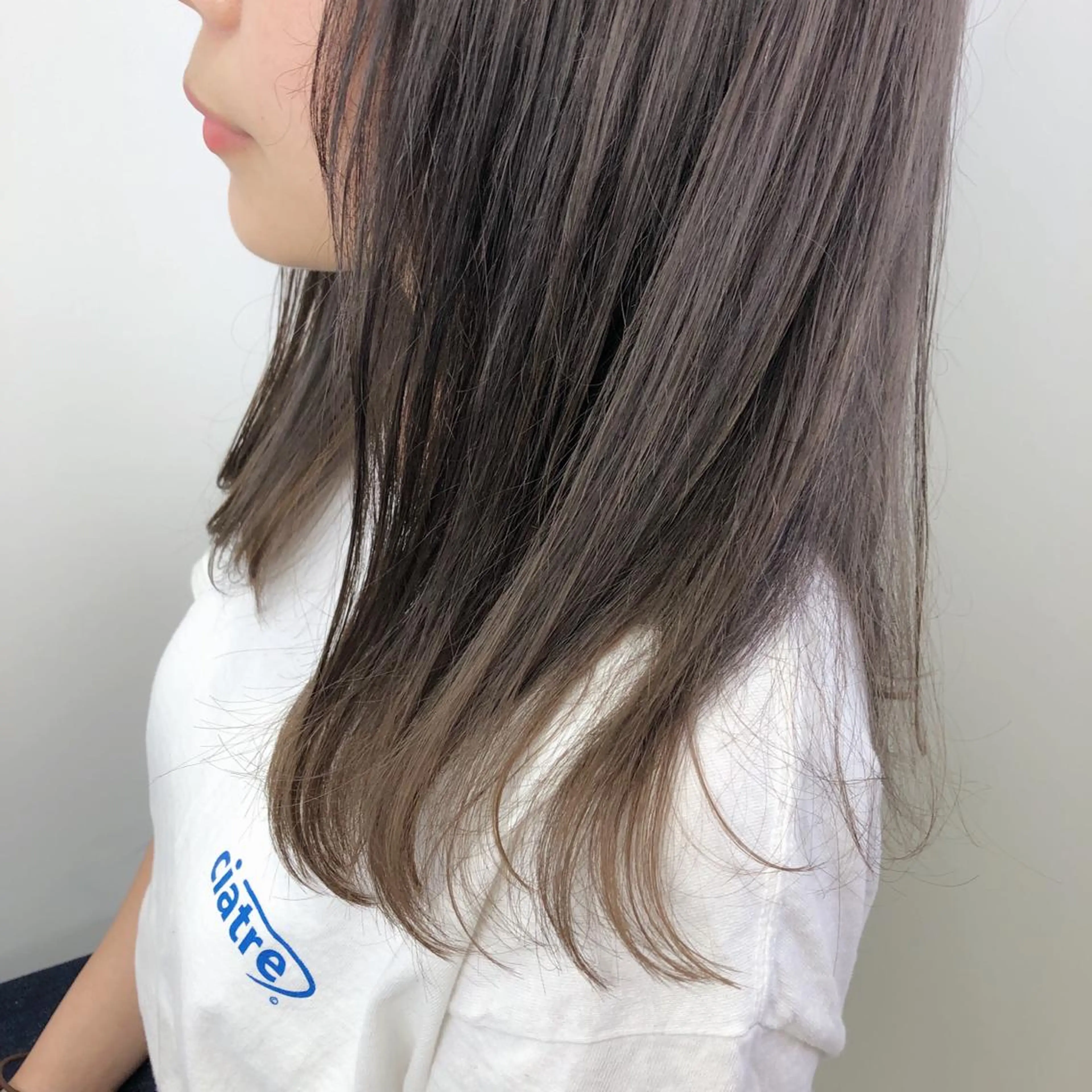 セミロング ヘアカラー トリートメント 関 京磨のヘアスタイル