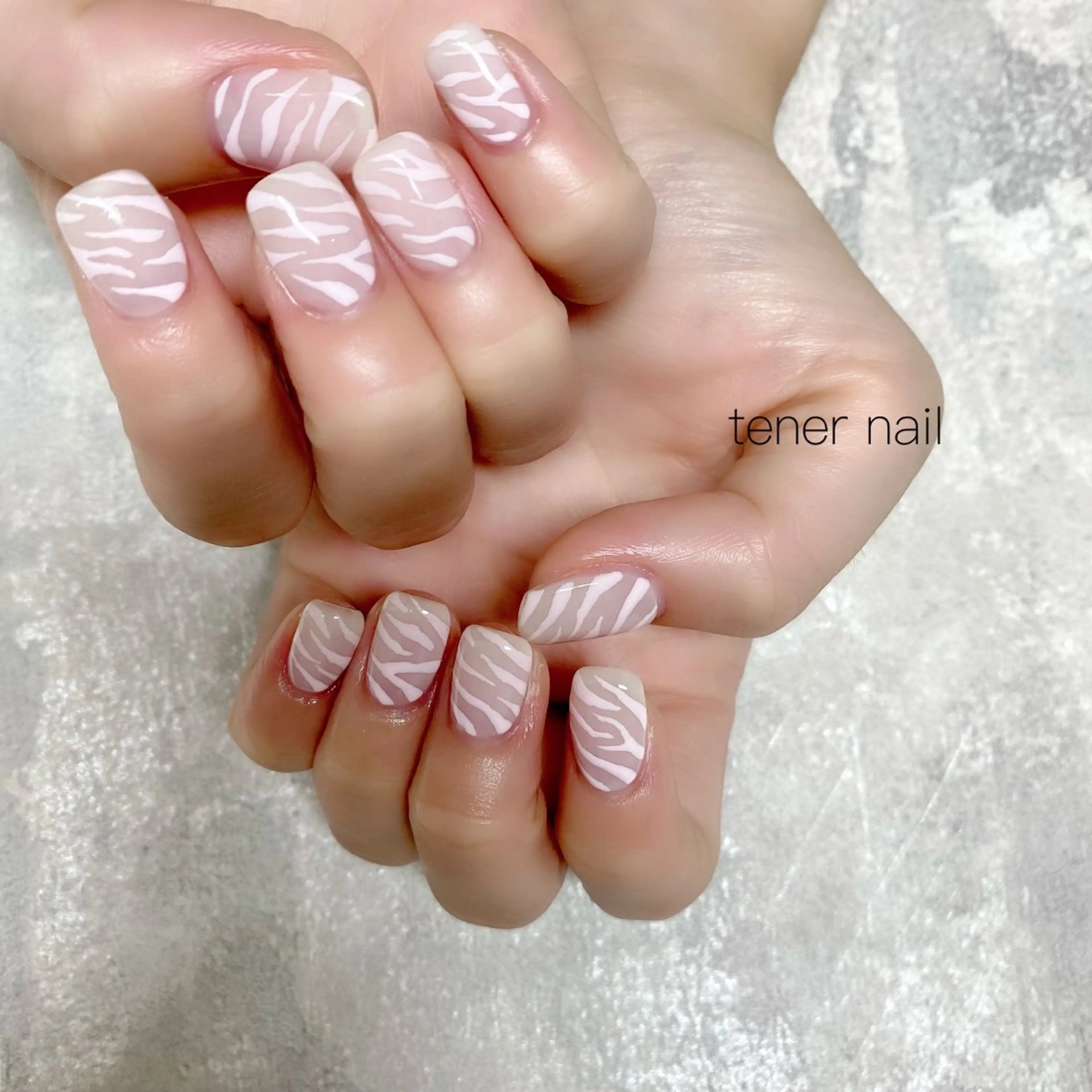 ネイル アニマル柄 tener  nail  テネルネイル所属・テネルネイル tener nailのネイルデザイン