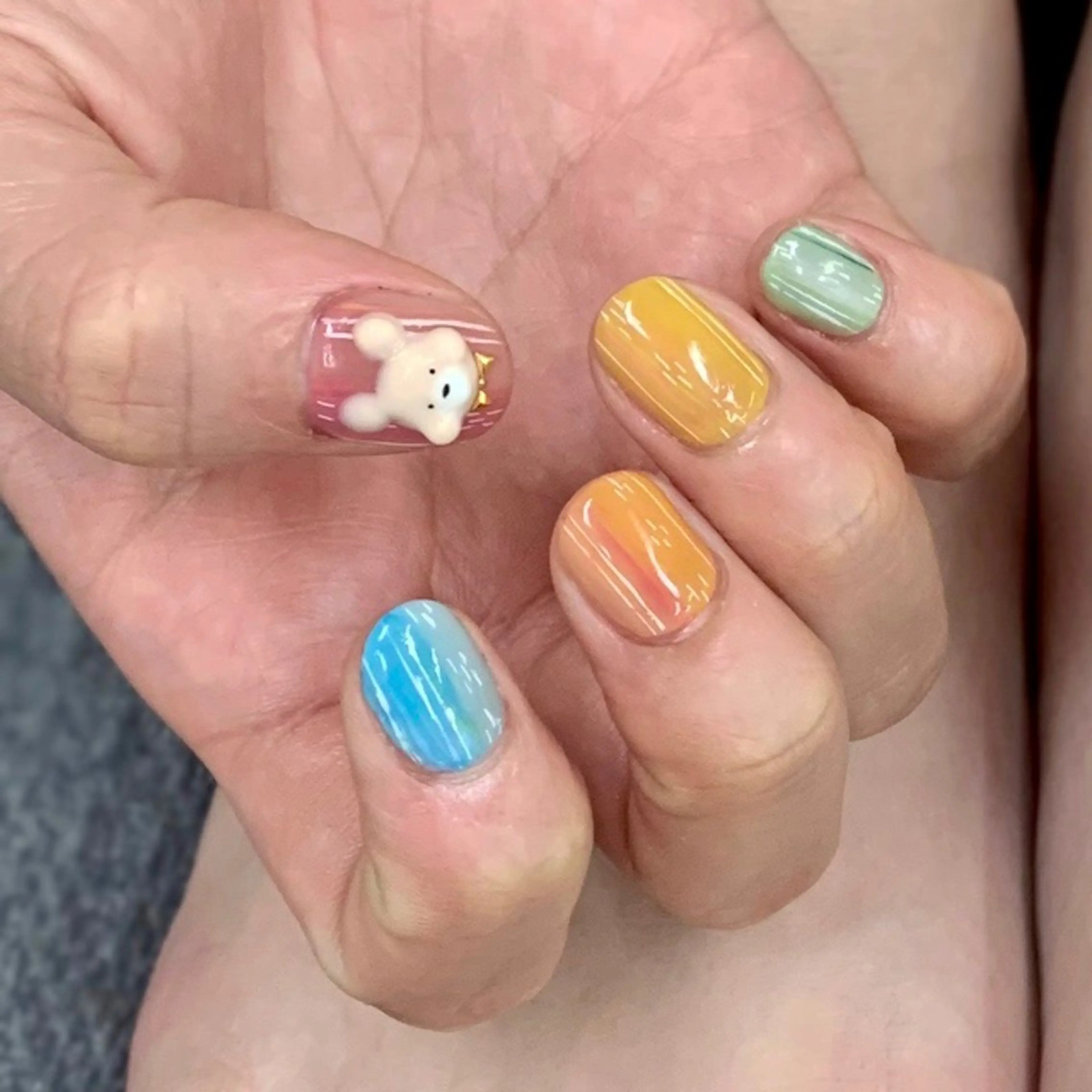 ネイル アートネイル ハンドネイル アトリエ　ミモザ所属・いまむら あかりのネイルデザイン