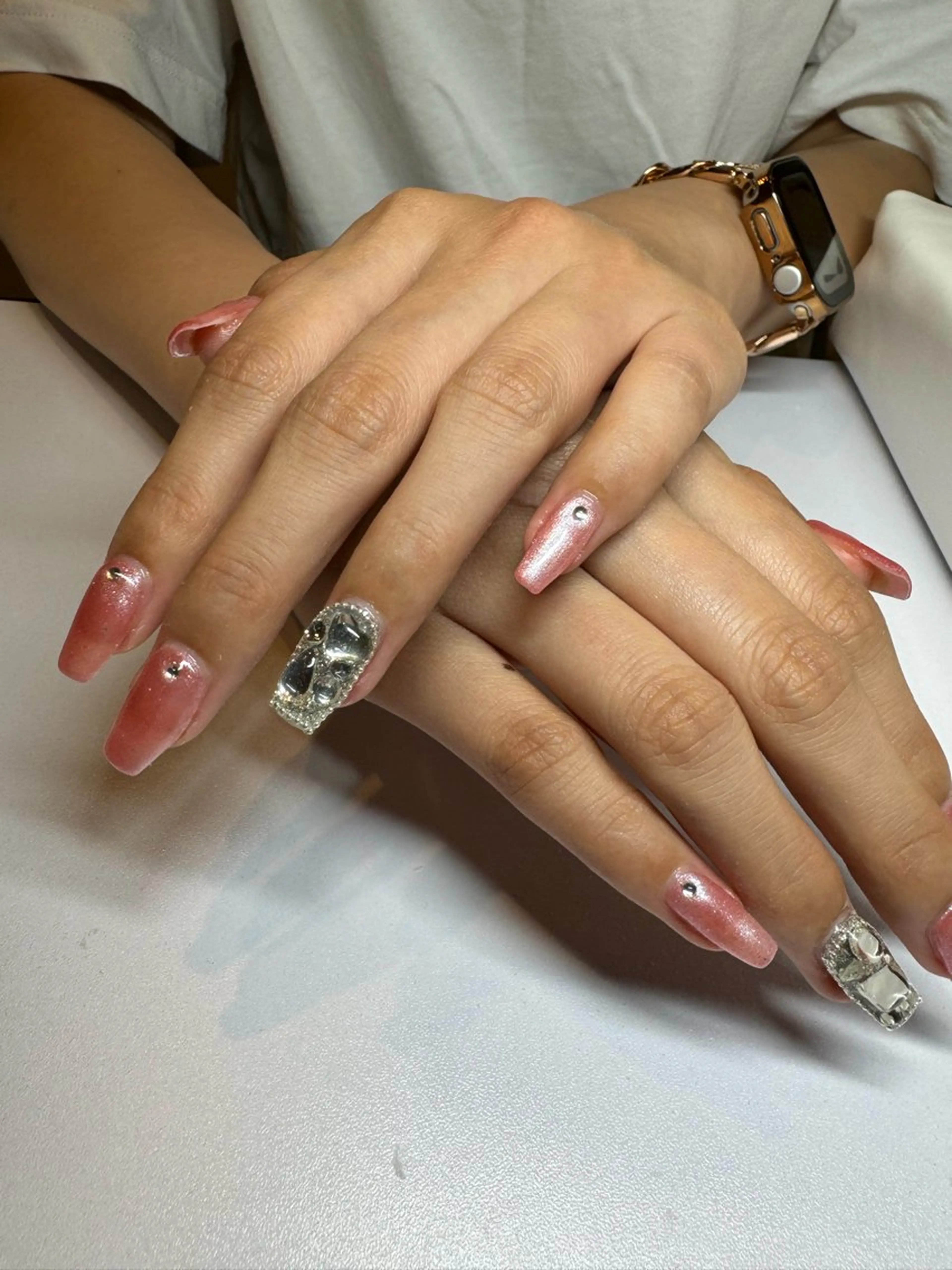 ネイル ハンドネイル 濱岡 咲のネイルデザイン