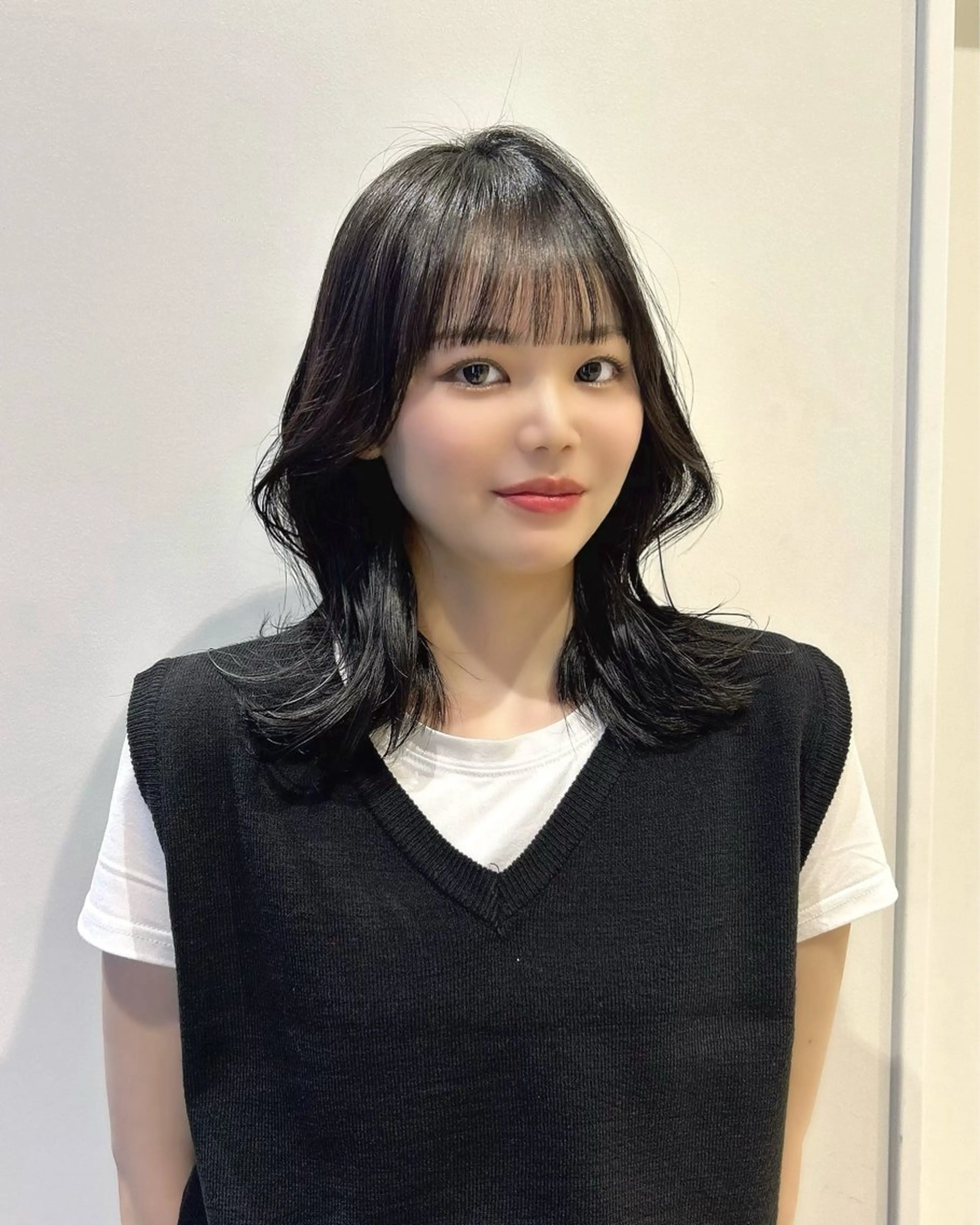 ミディアム ボブ くびれヘア 外ハネヘア 縮毛矯正 トリートメント カット ヘアカラー トリートメント 美髪矯正/ 伊藤 更のヘアスタイル