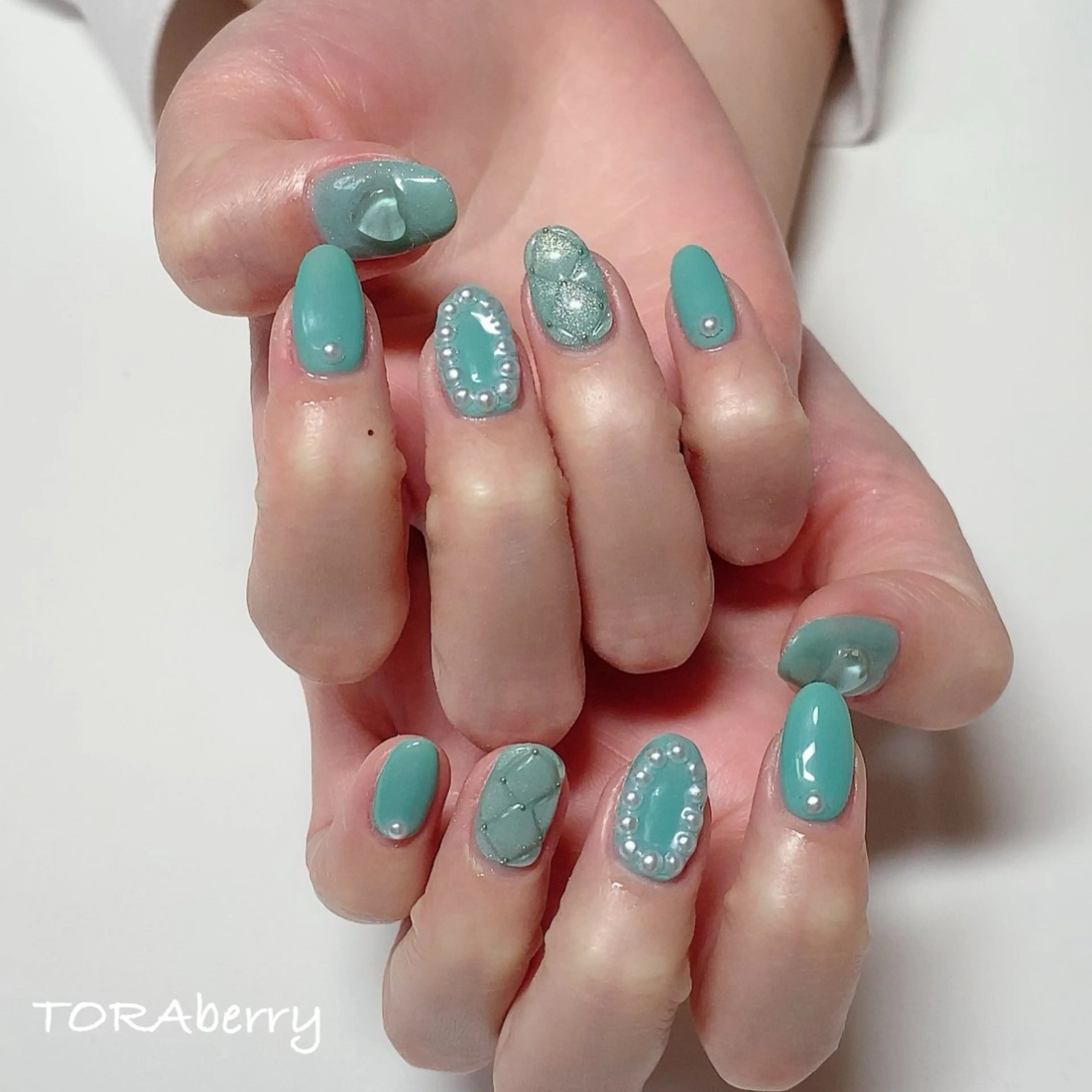 ネイル ハンドネイル ネイリスト なつみのネイルデザイン