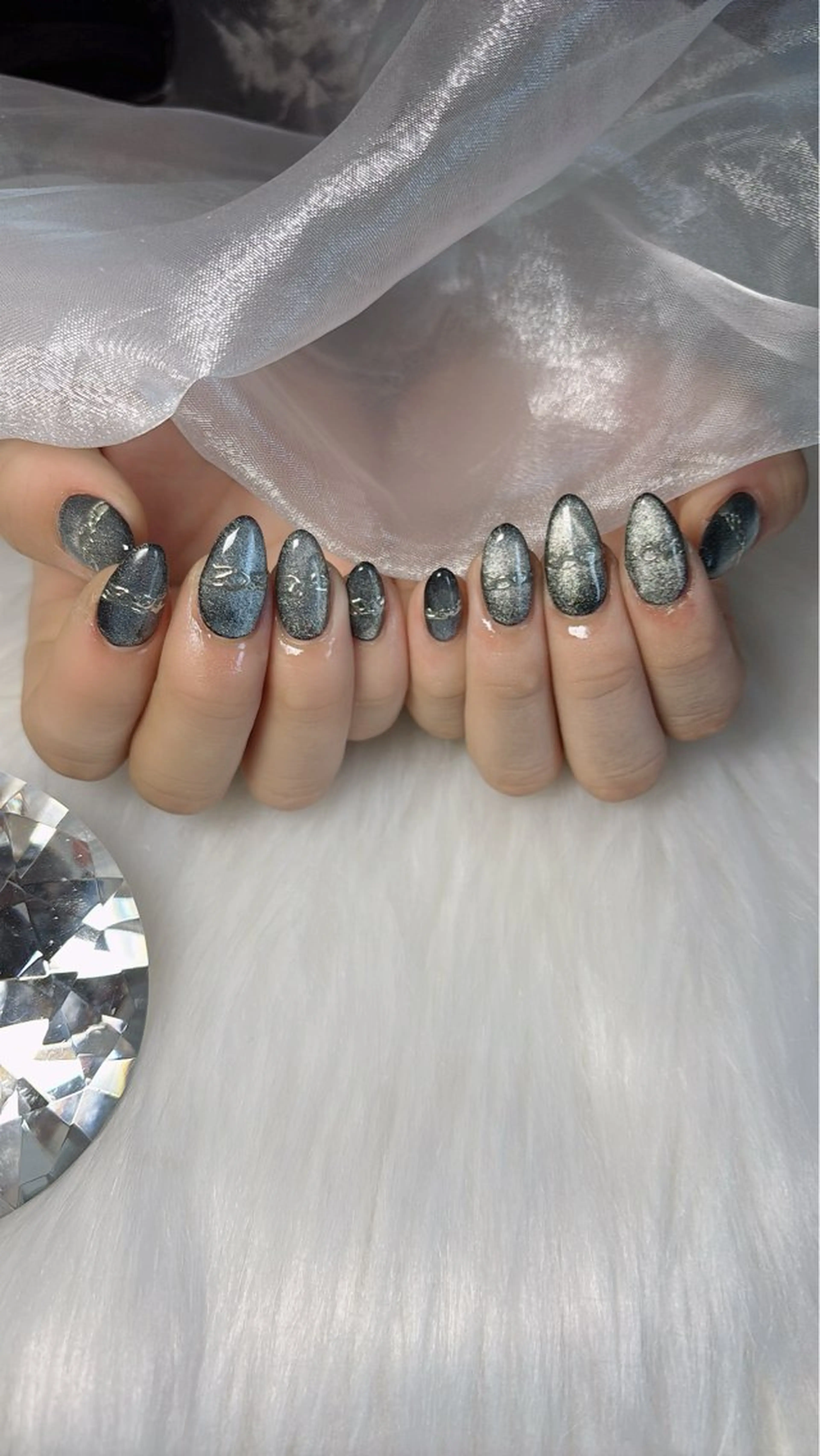 ネイル マグネットネイル ハンドネイル salon de belnetta所属・kayo 💅のネイルデザイン