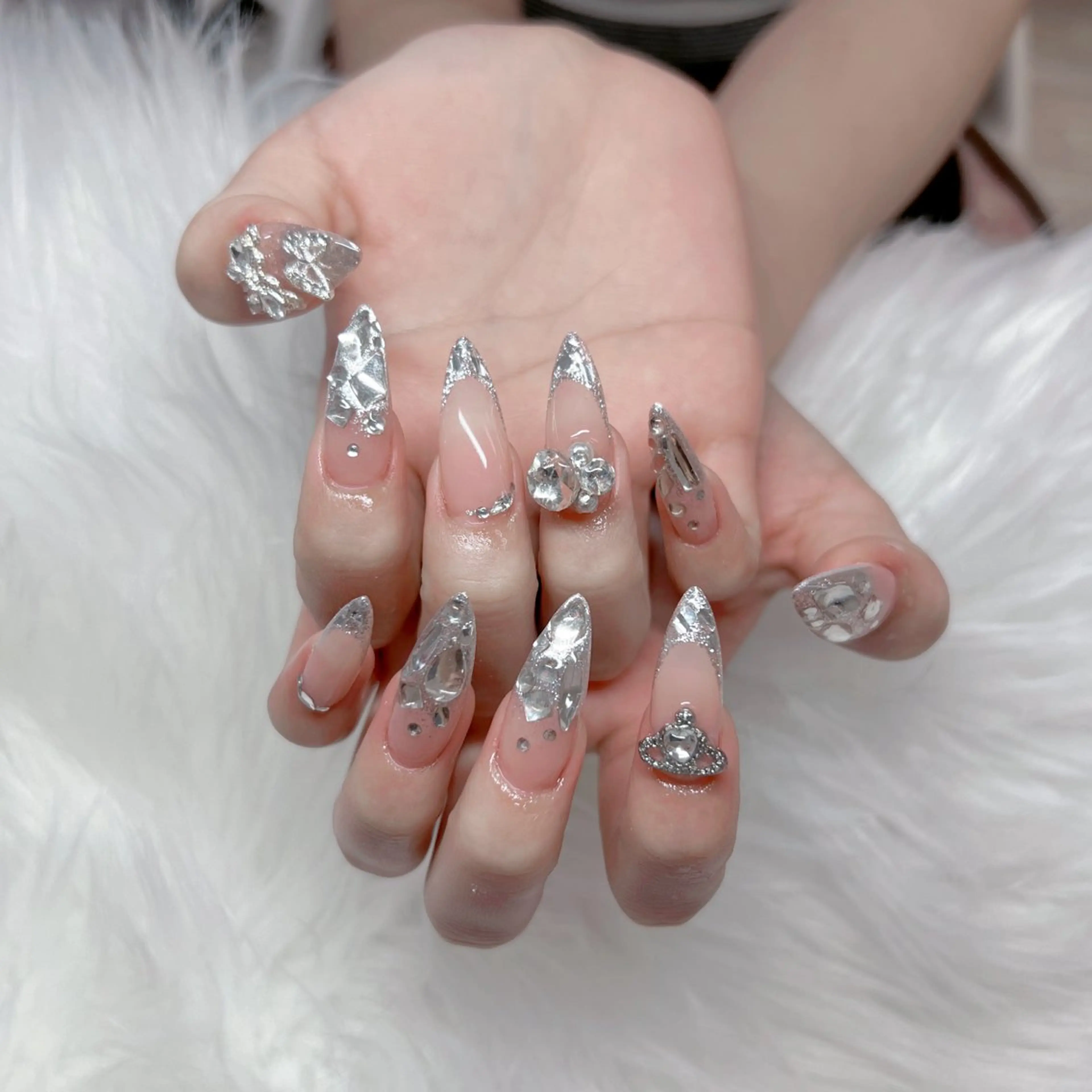 ネイル フレンチネイル ガラスフレンチ ハンドネイル ハンドケア 💜MIYA nail川崎店のネイルデザイン