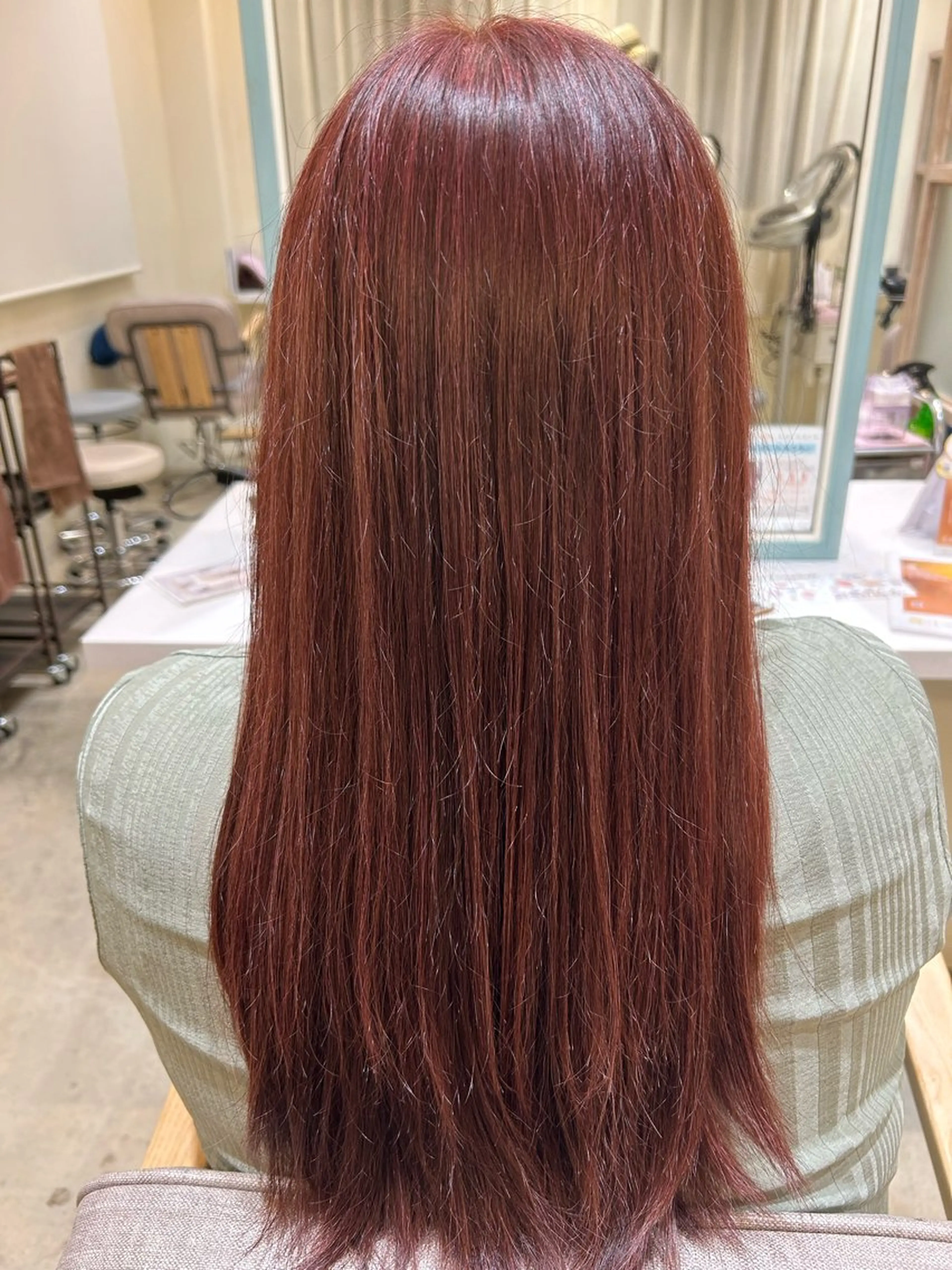 カラー 石灘 夢都美のヘアスタイル