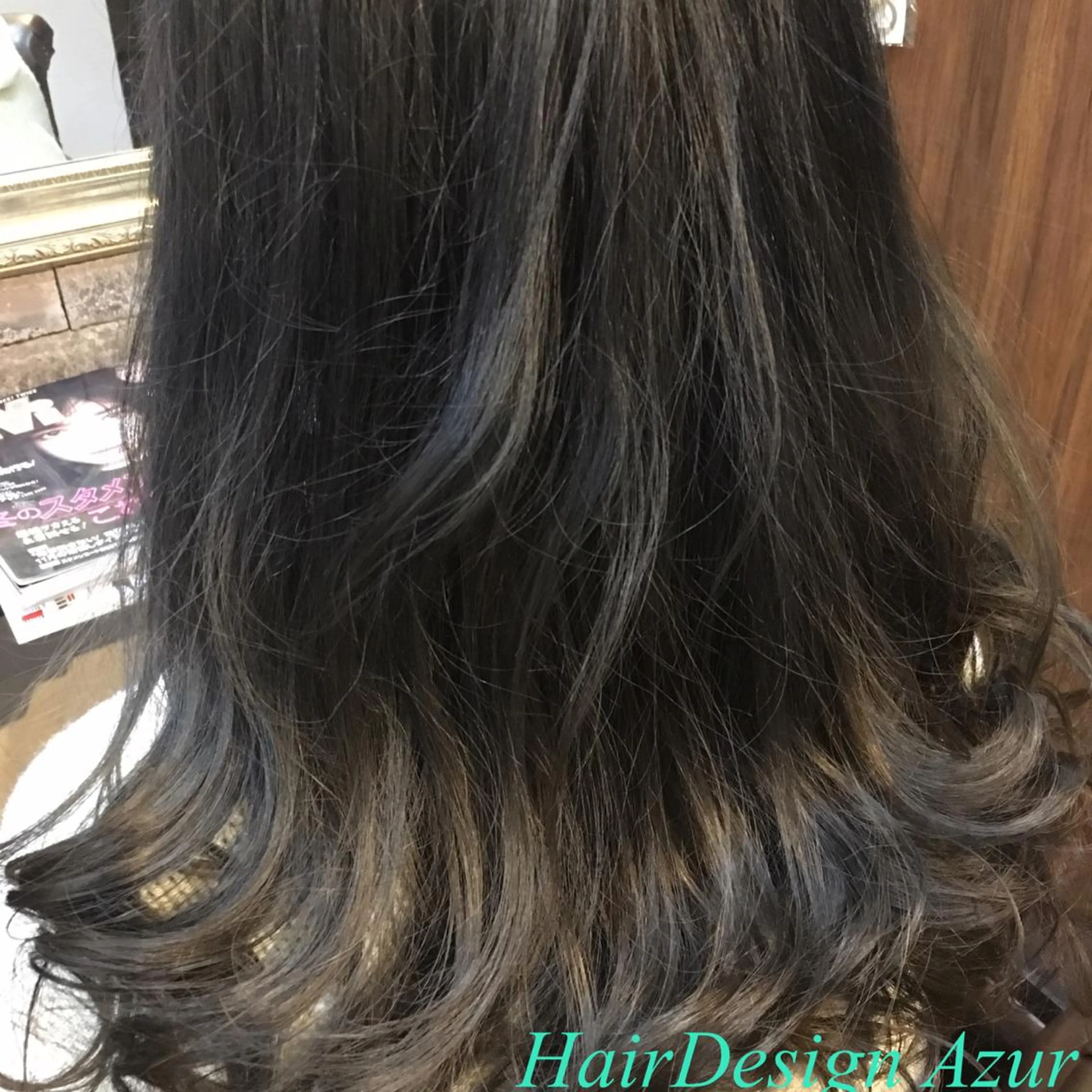 セミロング カラー HairDesign Azurのヘアスタイル