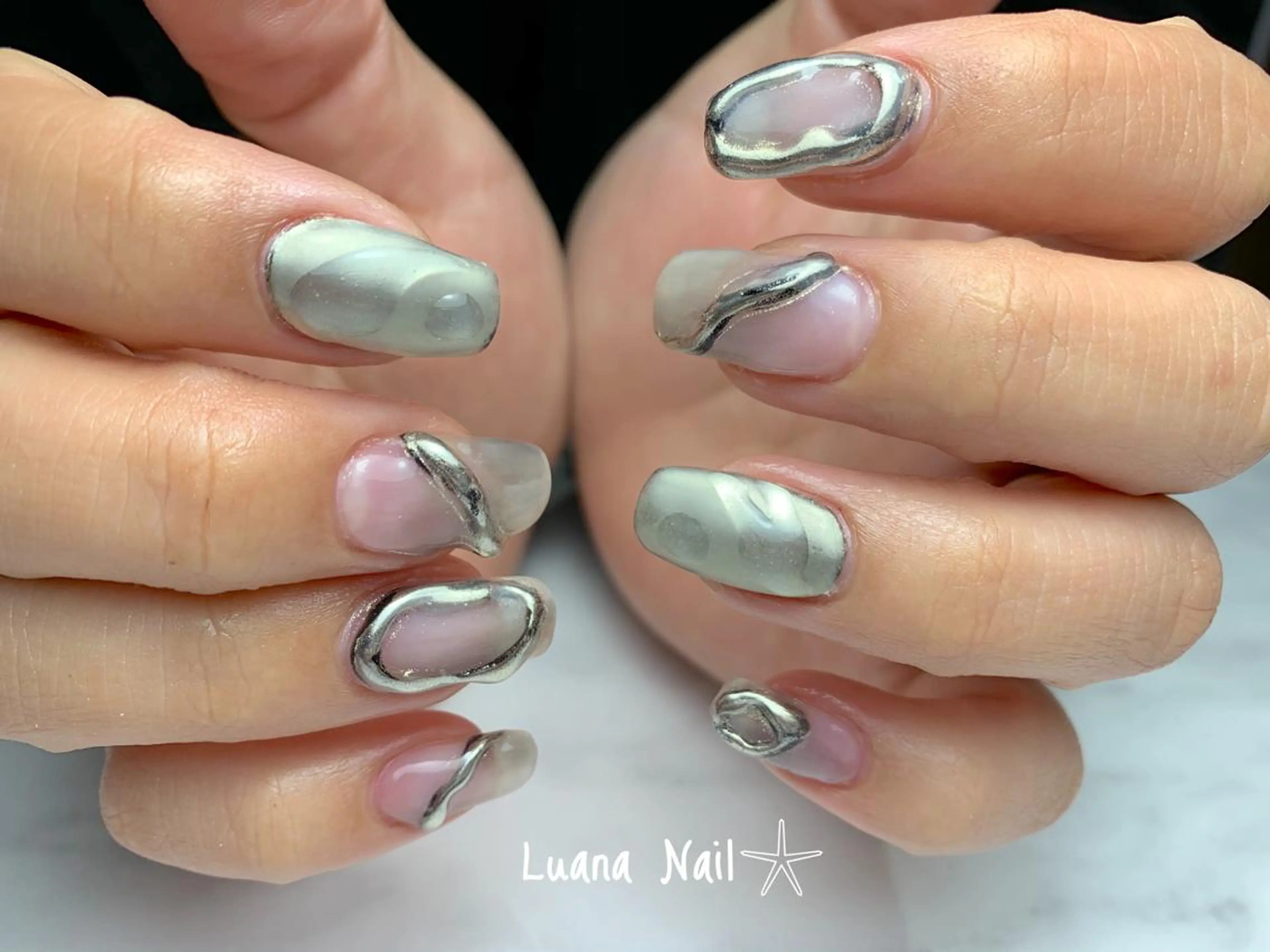 ネイル ミラーネイル ハンドネイル BeauJu by Luana Nail所属・BeauJu by Luana Nailのネイルデザイン