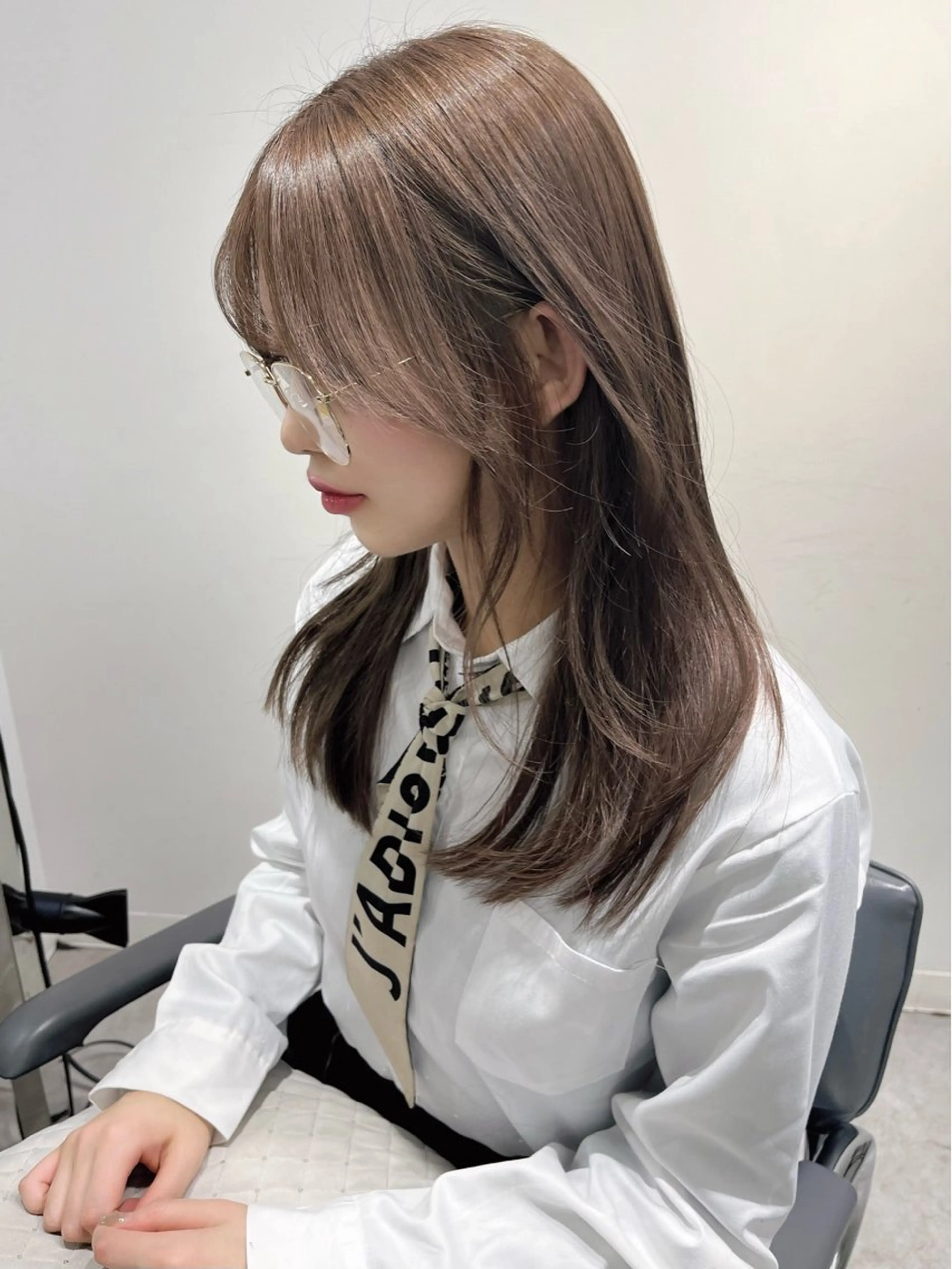 セミロング カラー ヘアカラー トリートメント LARME by Sea 新宿所属・韓国ハッシュカット/ 新宿/髪質改善/岡崎のヘアスタイル