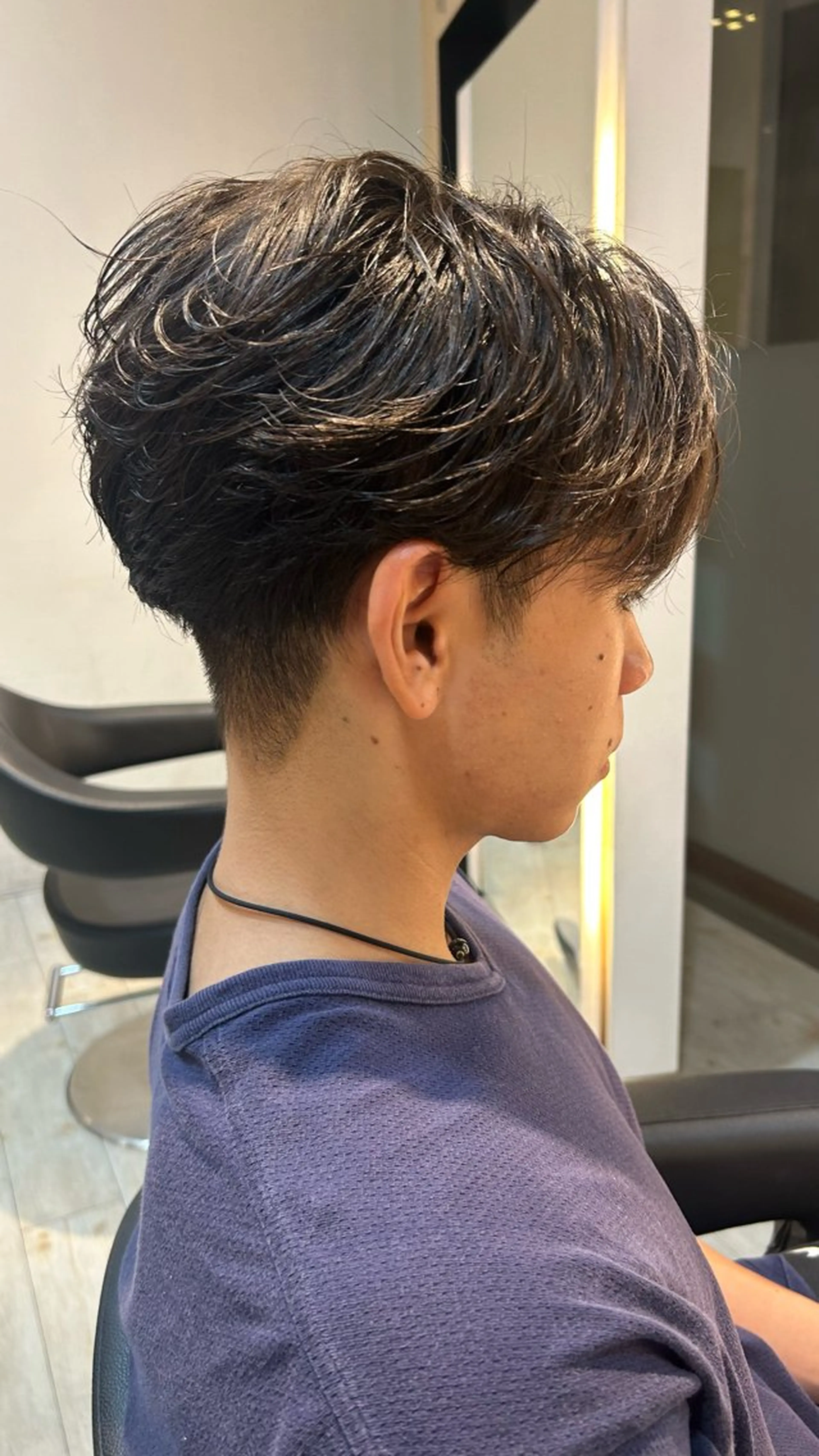 メンズ マッシュ シースルーマッシュ カット 有働由良／ハイトーン ／韓国メンズヘアのヘアスタイル