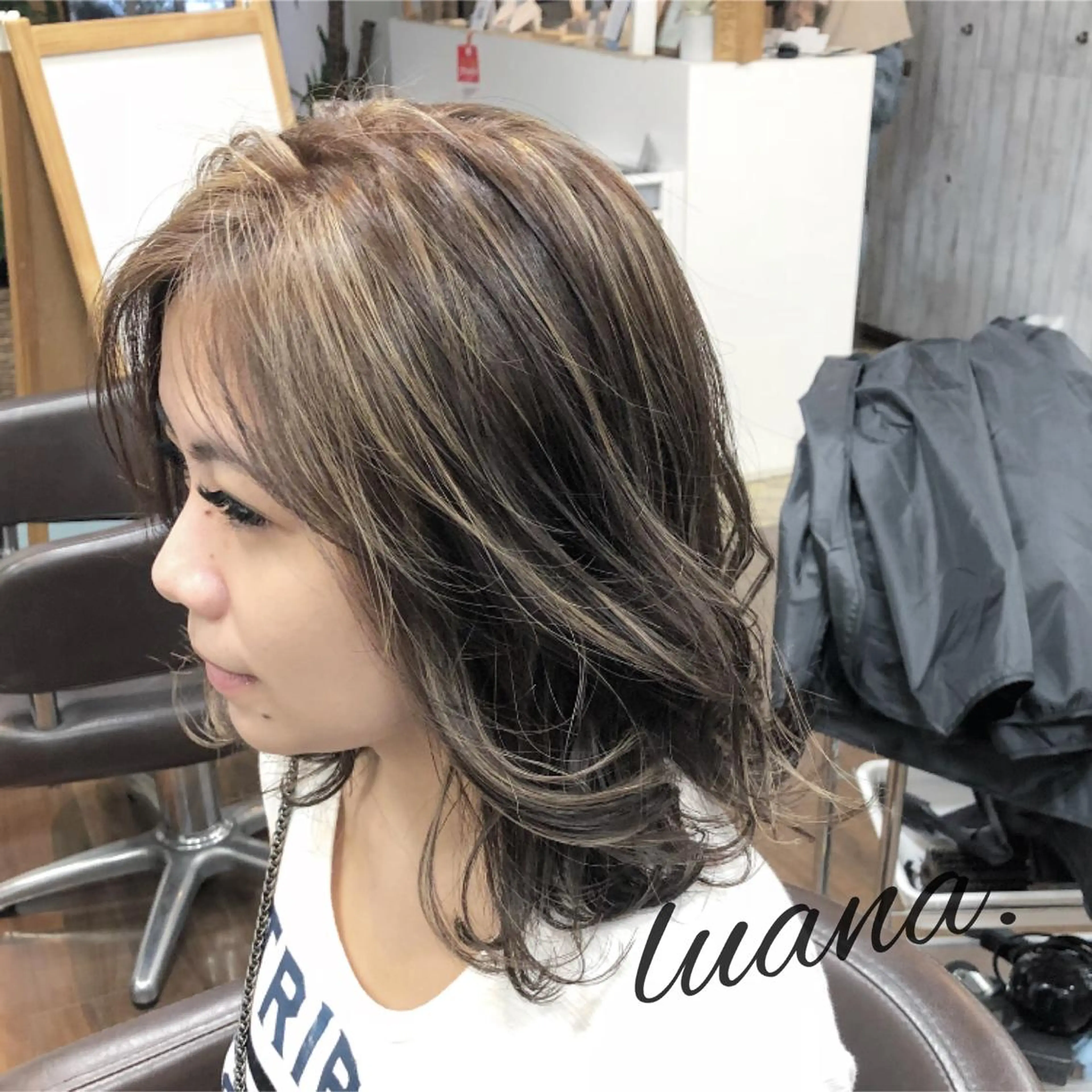 セミロング ハイライト エクステ・髪質改善・ ブリーチ・吉田大介のヘアスタイル