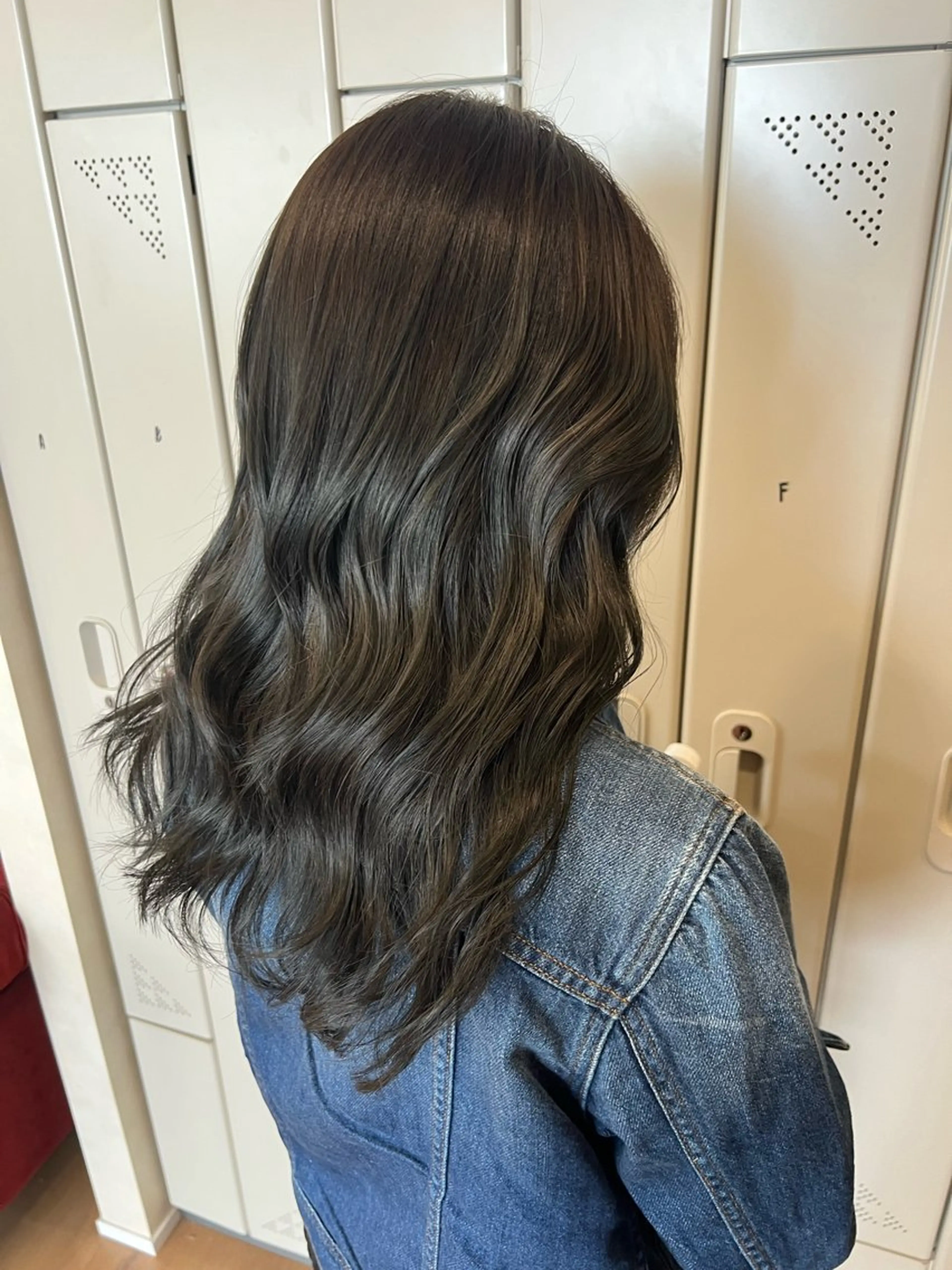 セミロング カラー AVANCE. 玉置日向我のヘアスタイル