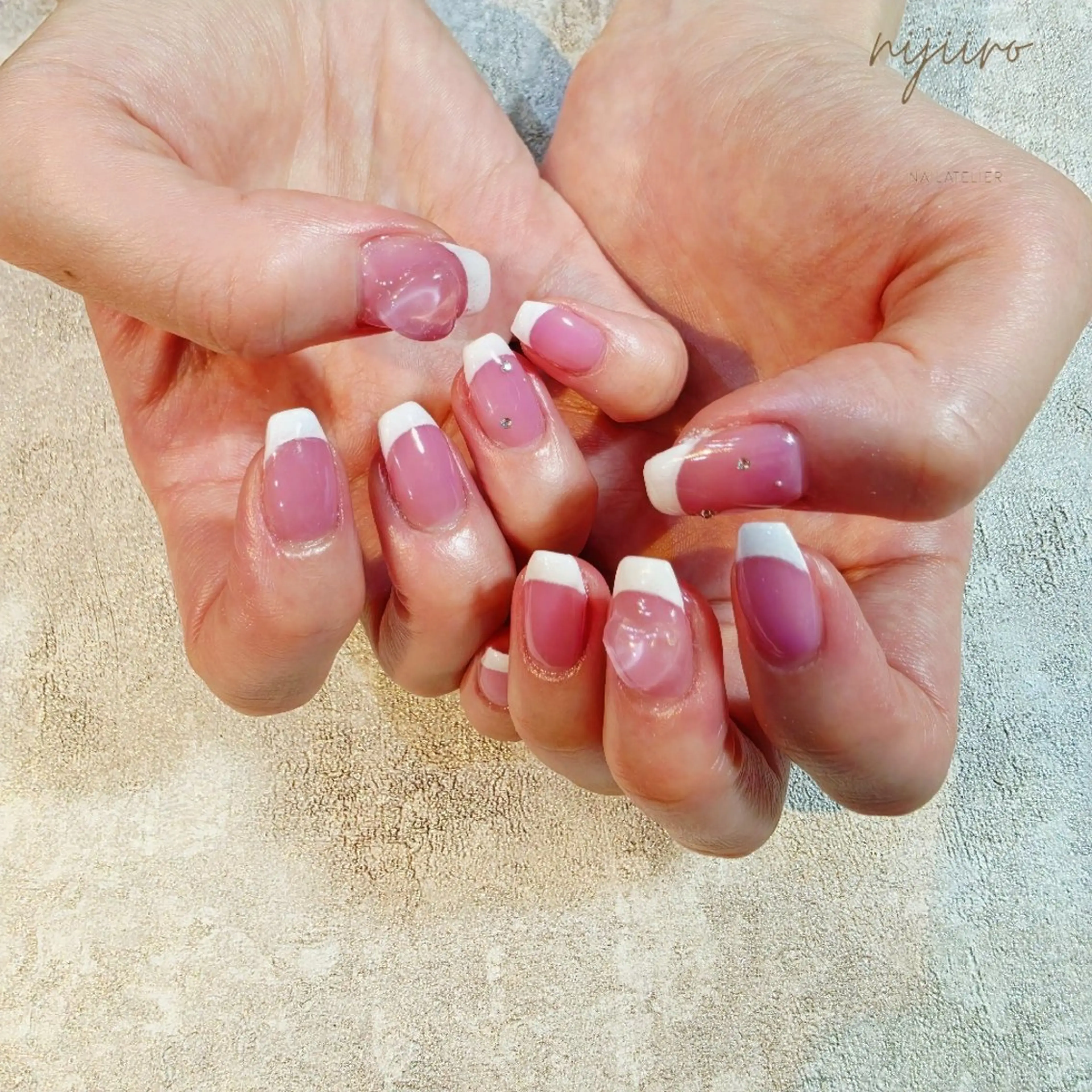 ネイル ハンドネイル nailatelier nijiiro.所属・nijiiro🌈 サトウのネイルデザイン