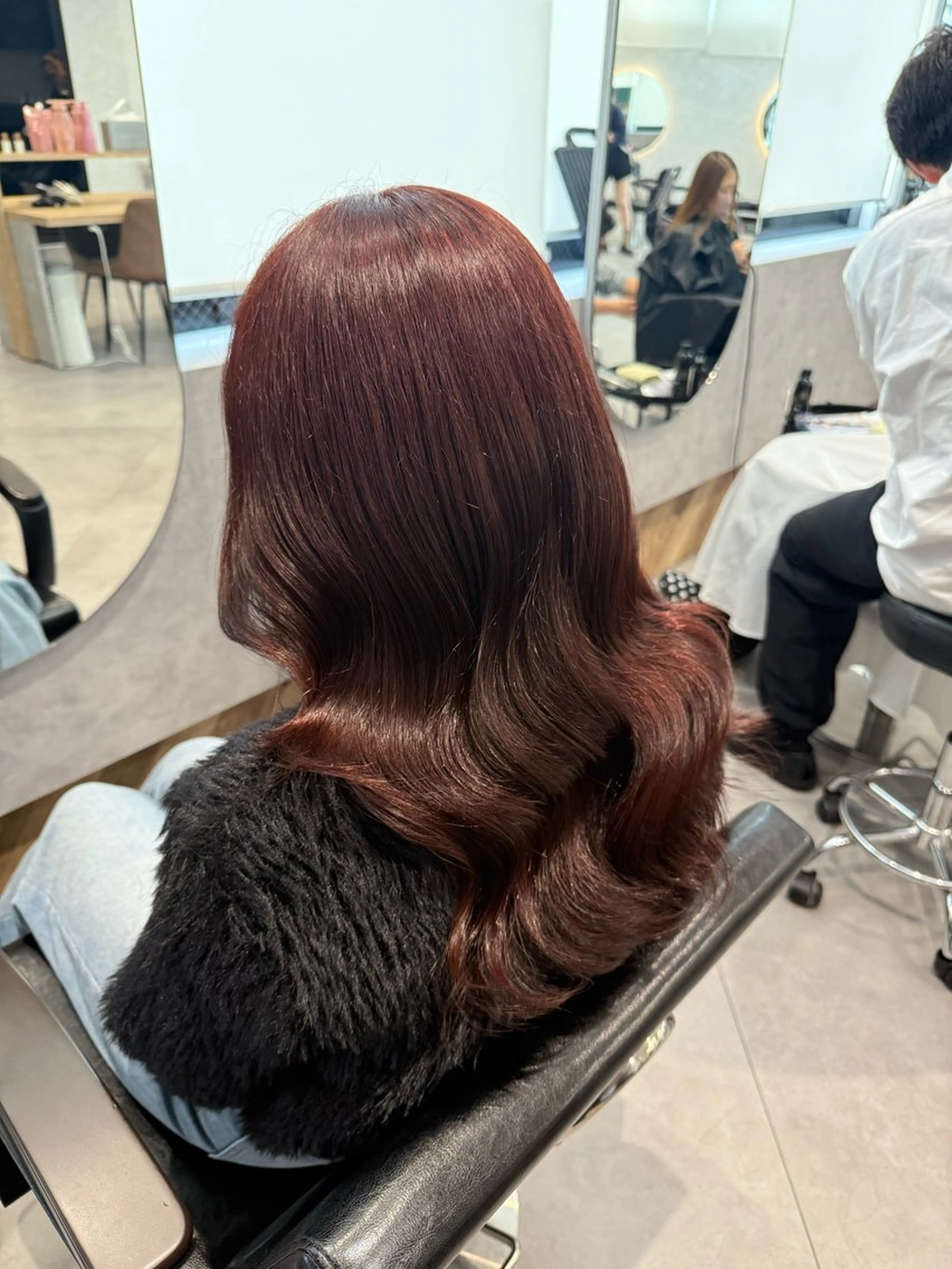 セミロング 顔周りカット レイヤーカット 柴田樹/大人可愛い 艶髪カラー/髪質改善のヘアスタイル