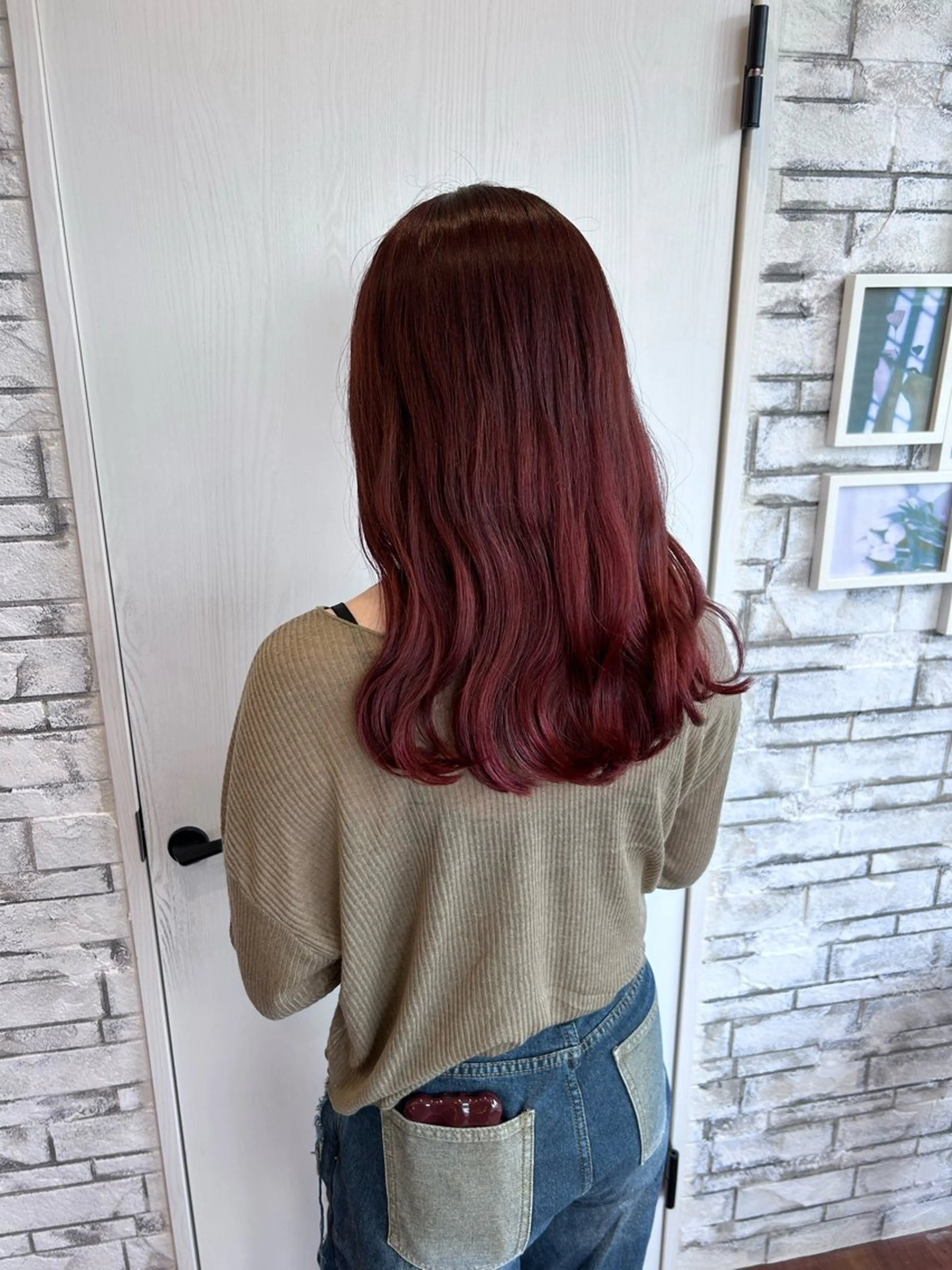 ロング カラー 廣瀬 美月のヘアスタイル