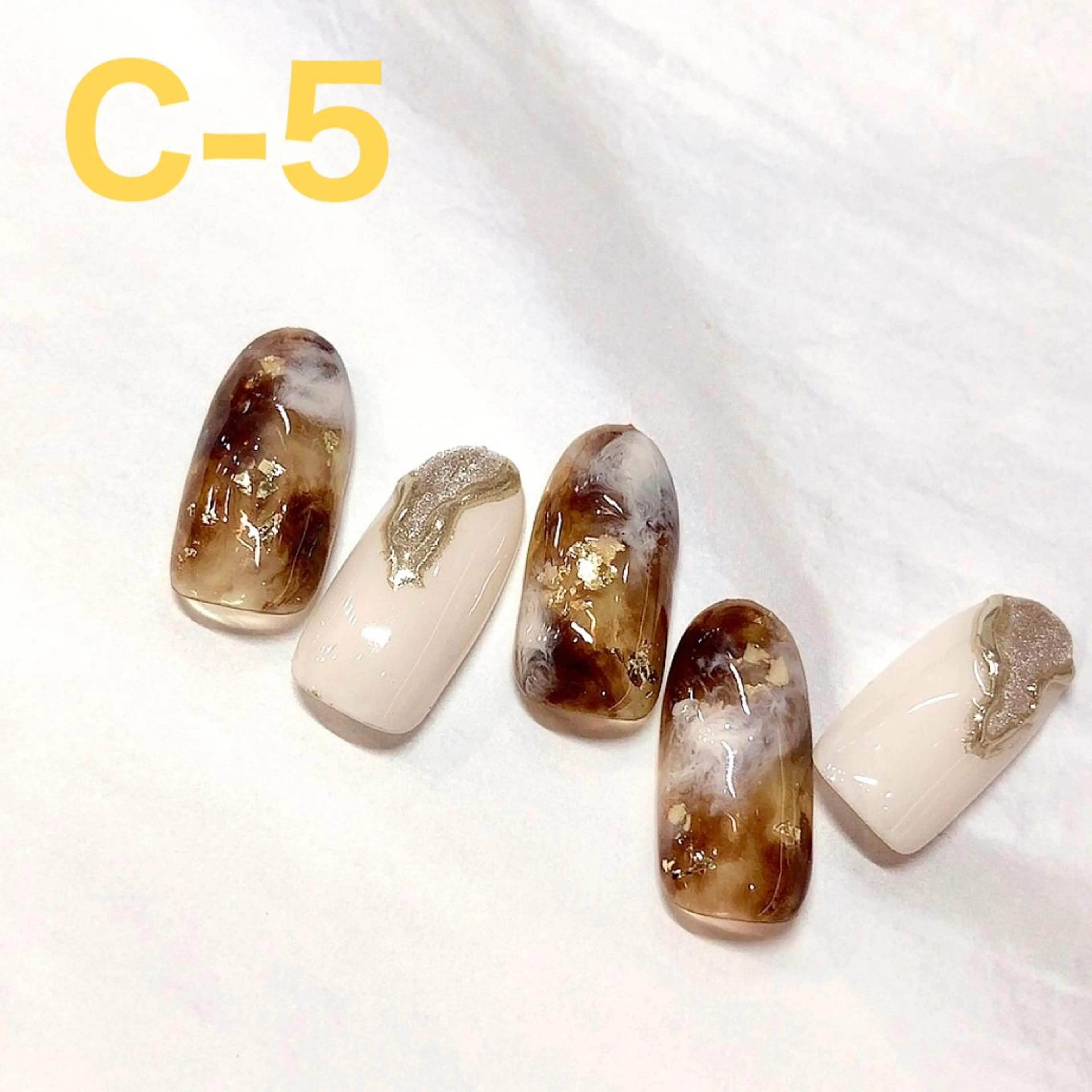 ネイル Richelle eyelash&nail 横浜店所属・二宮 はなのネイルデザイン