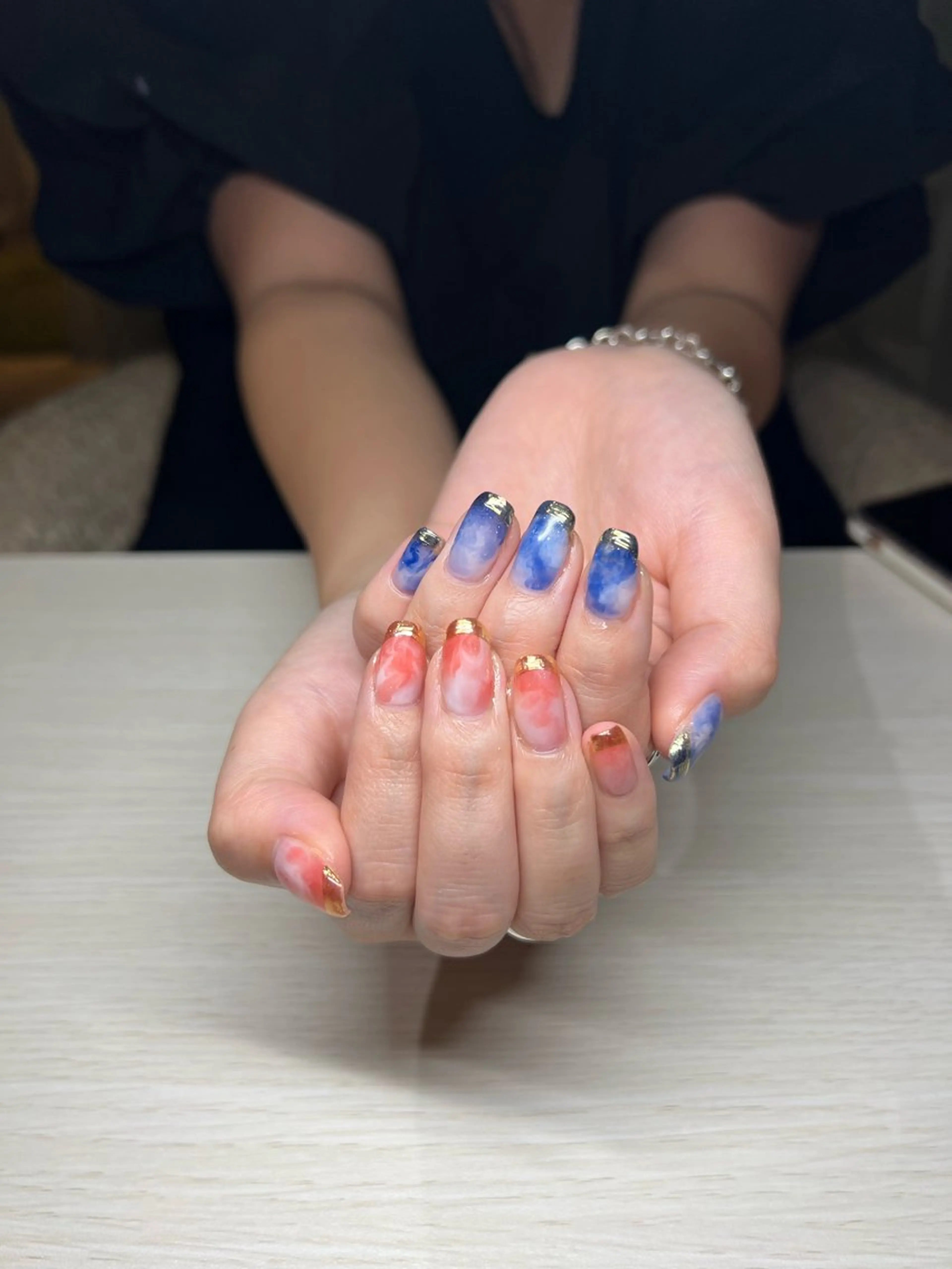 ネイル ハンドネイル ハンドケア 板垣 愛理/airiのネイルデザイン