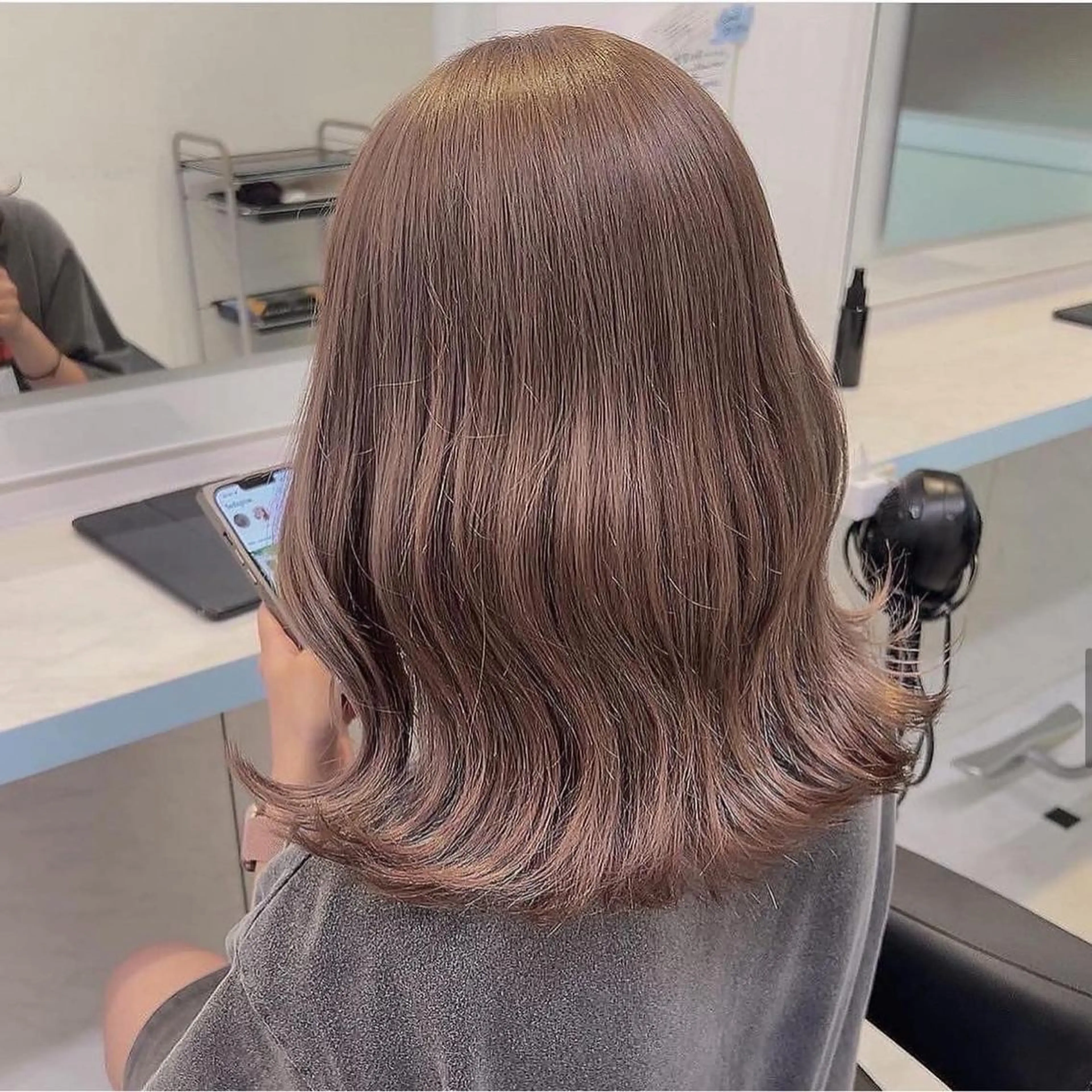 セミロング カラー ヘアカラー トリートメント ヘッドスパ 🥞ベージュ系カラー 【すずきりほ】🥞のヘアスタイル