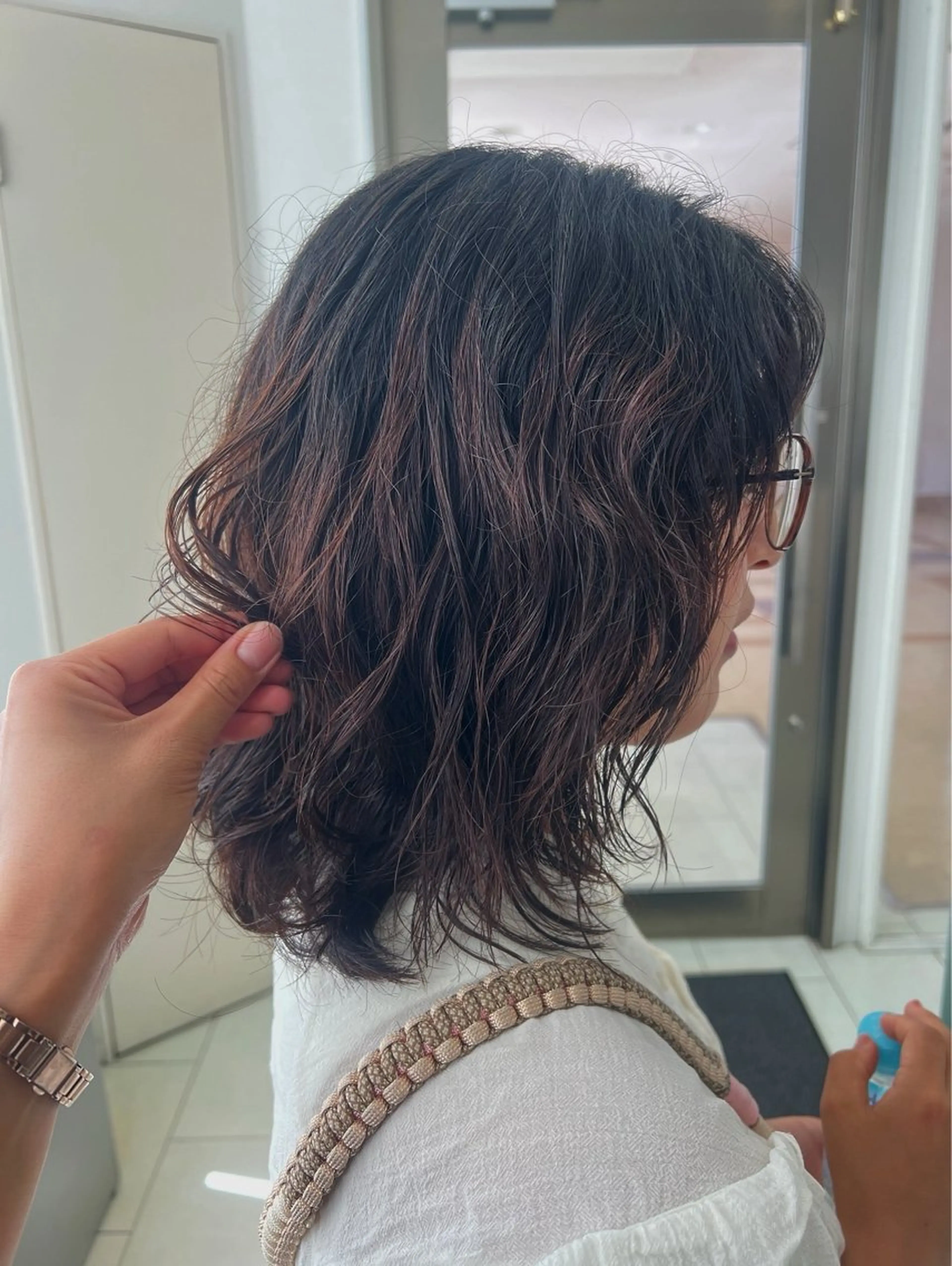 セミロング パーマ セミロングパーマ カット パーマ ラシェンテ宝塚所属・HONOKA /顔周りレイヤー得意の眉毛・アイブロウイメージ