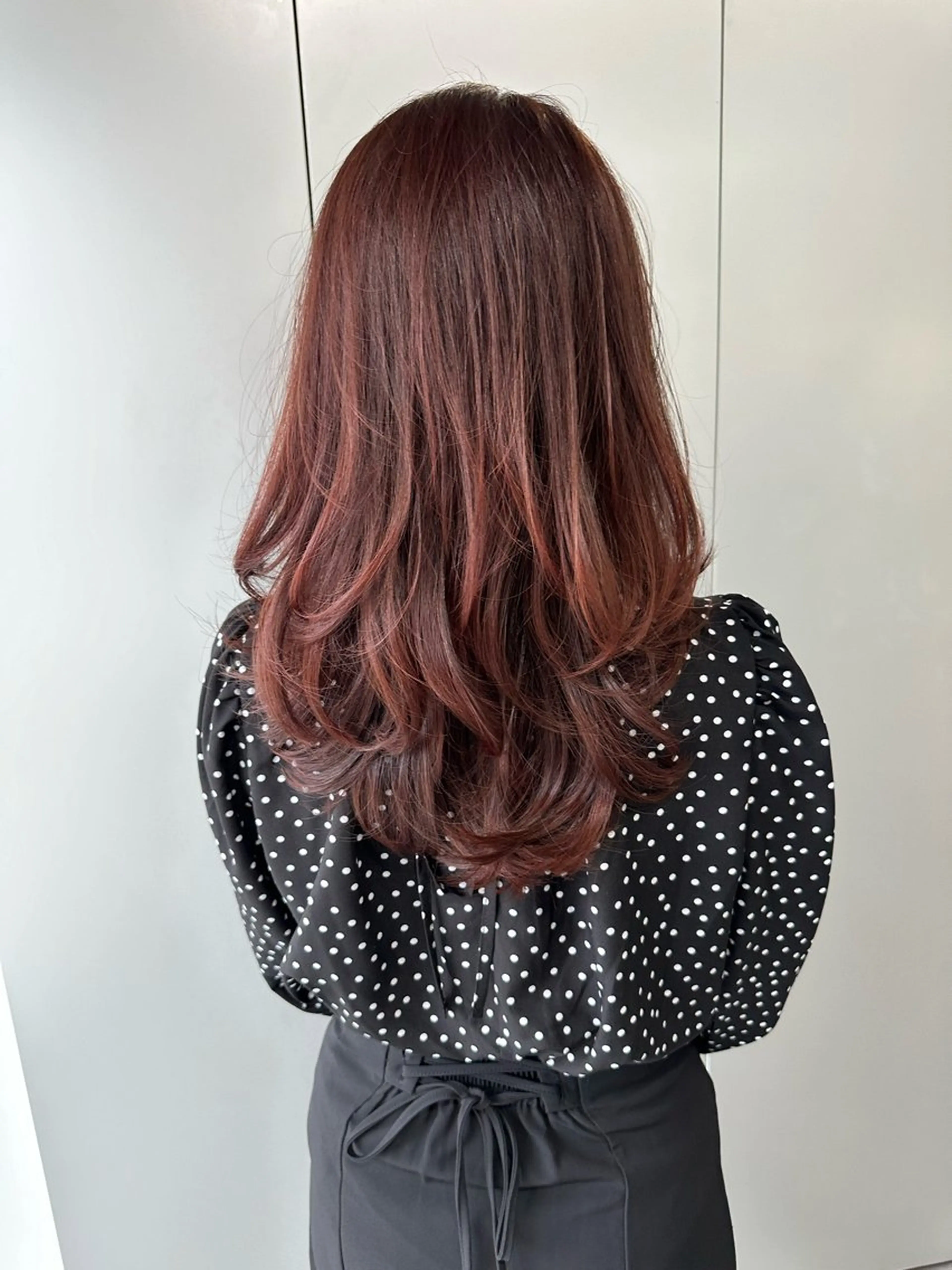 セミロング ハイレイヤー レイヤーカット 篠崎 佑季のヘアスタイル